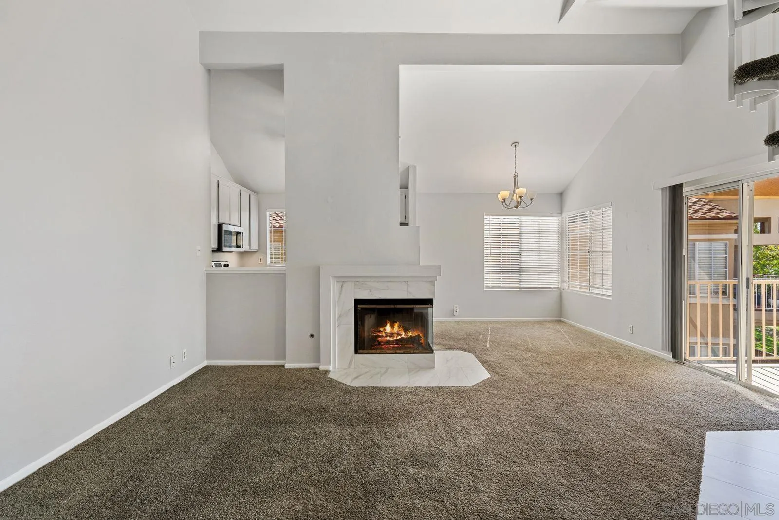 https://cdn.realtyfeed.com/cdn/127/260005591/0140c8874aeba852a07800a287a2493c.webp