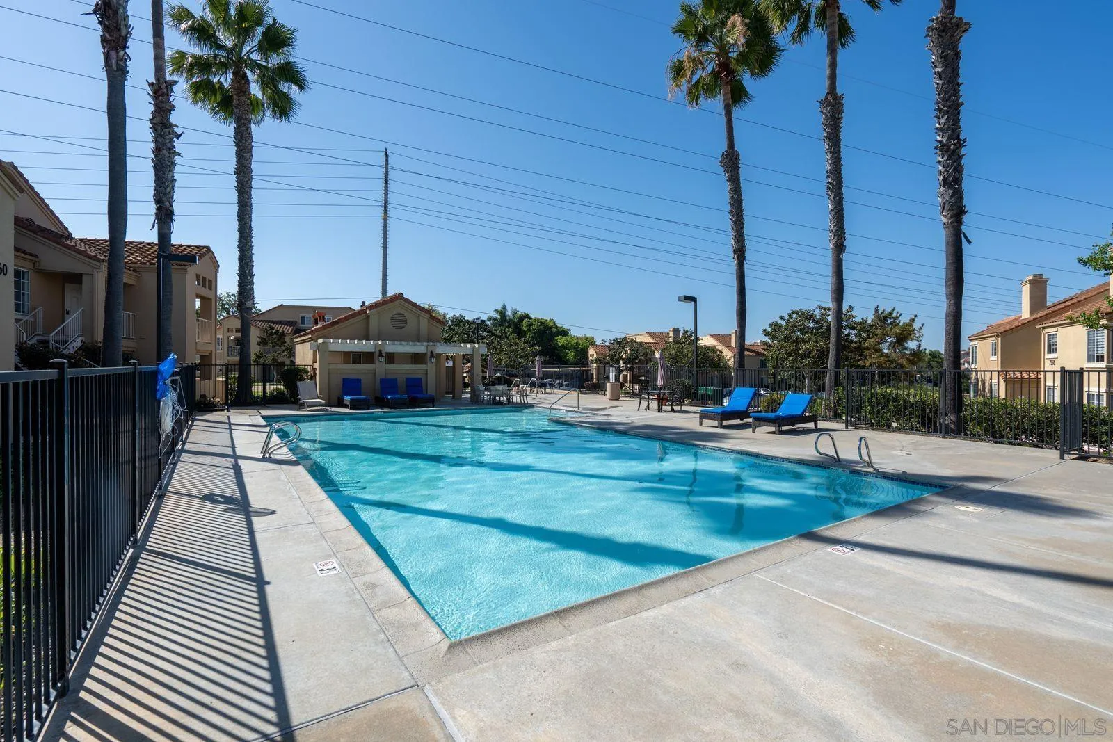 https://cdn.realtyfeed.com/cdn/127/260005591/7f341b063a8ff876a18b2f96272984d5.webp