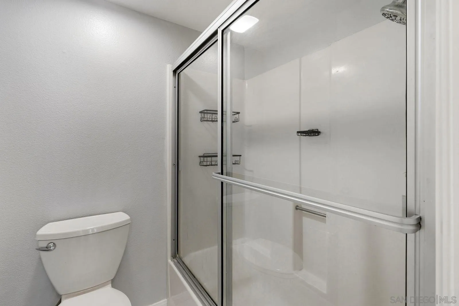https://cdn.realtyfeed.com/cdn/127/260005591/983d7c819655a32a39c960ac49c97215.webp