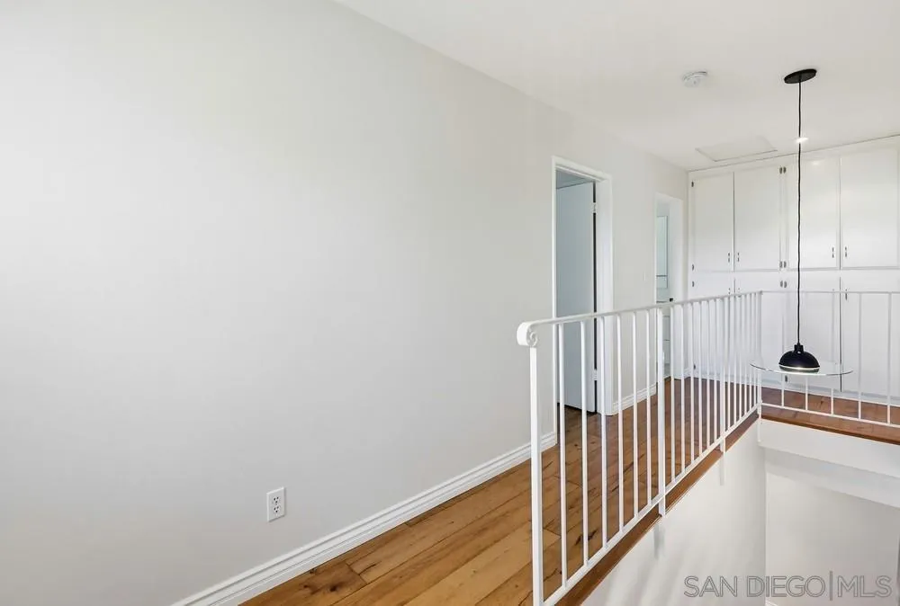 https://cdn.realtyfeed.com/cdn/127/260005594/3096a713c2d3b1474d920a01d9266c82.webp