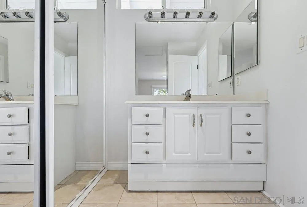 https://cdn.realtyfeed.com/cdn/127/260005594/9d9c0b681ec8c0856856f959ee0b9865.webp