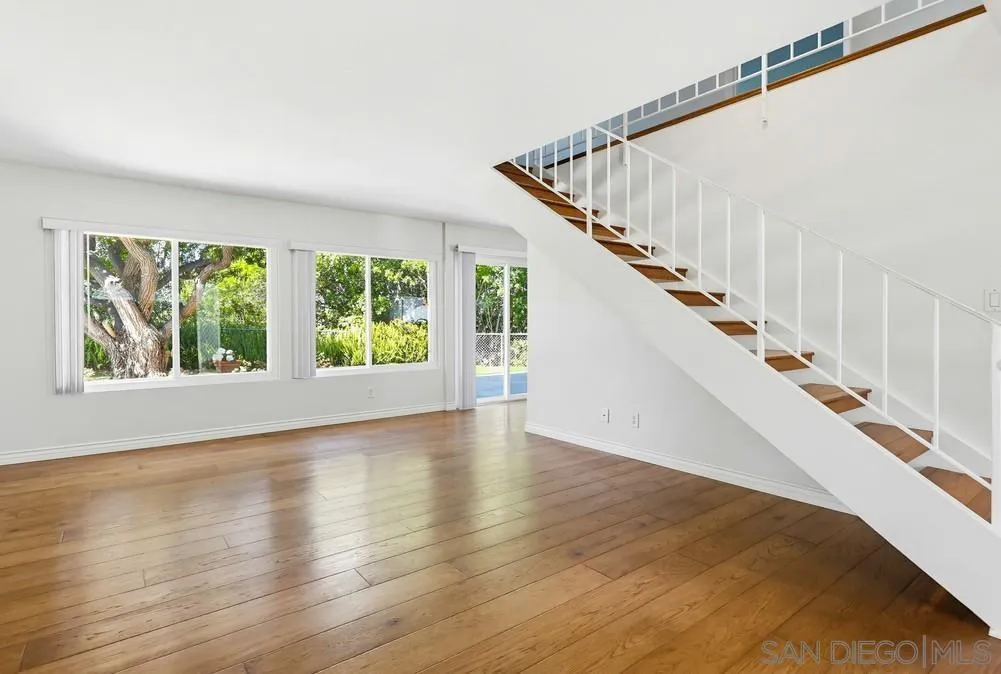 https://cdn.realtyfeed.com/cdn/127/260005594/fd7b276f32de10913ea18c01cf8995ca.webp