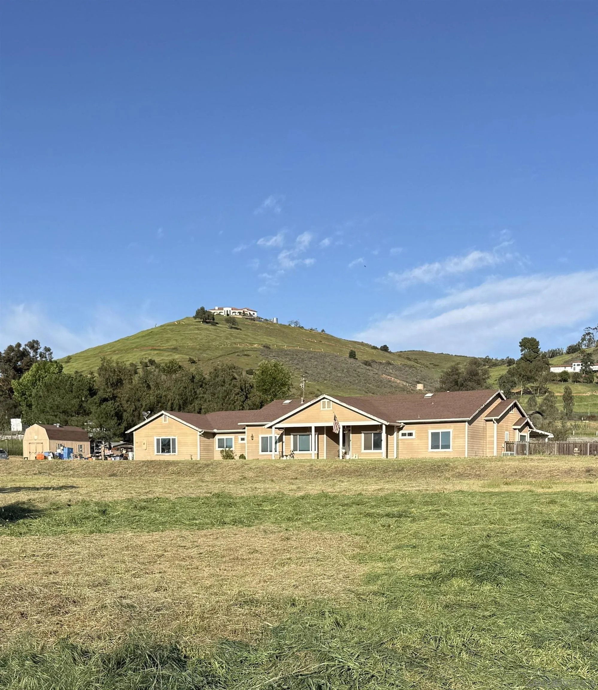 https://cdn.realtyfeed.com/cdn/127/260005601/3b915294c912d0219b3a5faba5712a88.webp