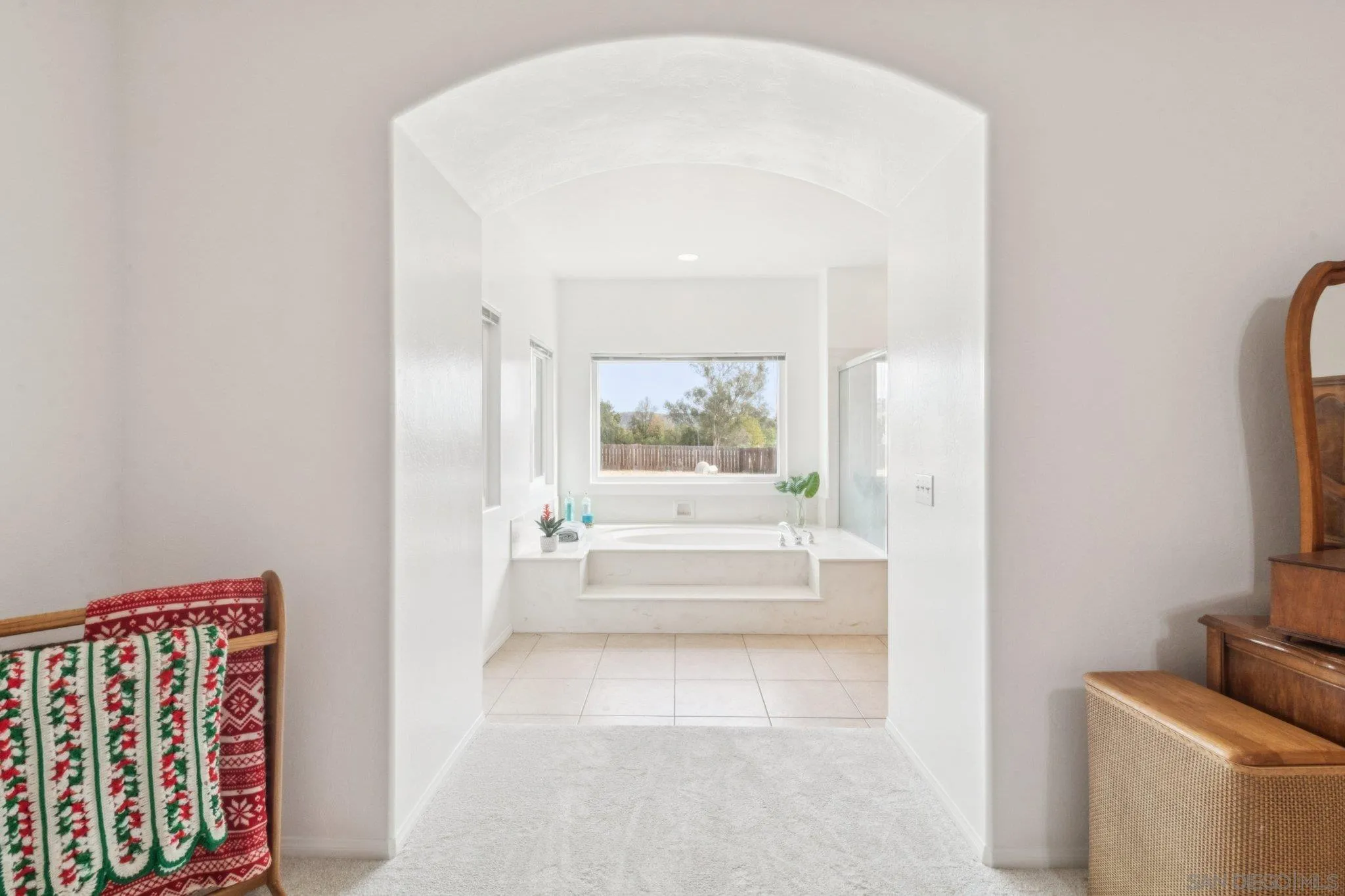 https://cdn.realtyfeed.com/cdn/127/260005601/60ad6b3798bb0d58cd415530427803d7.webp