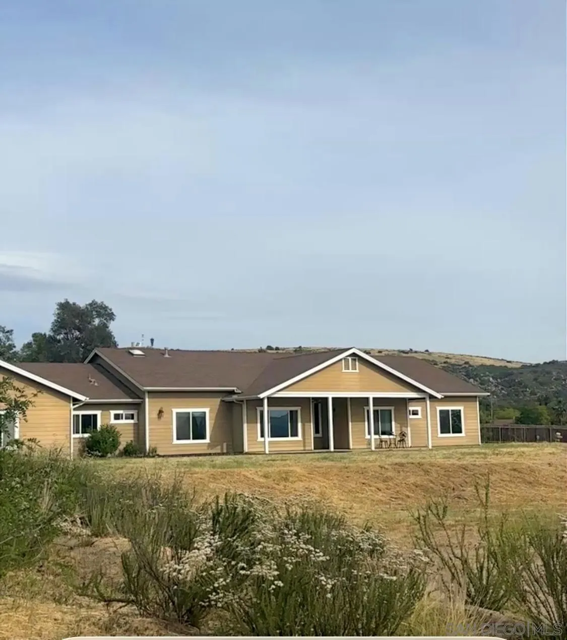 https://cdn.realtyfeed.com/cdn/127/260005601/82f6329e9220e8807b49c783c0304906.webp