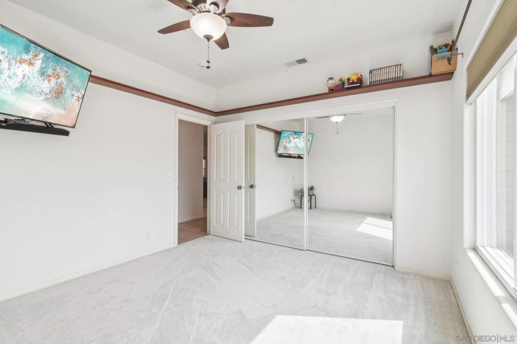 https://cdn.realtyfeed.com/cdn/127/260005601/943b54ca5d139dd945780583d0cd87fe.webp