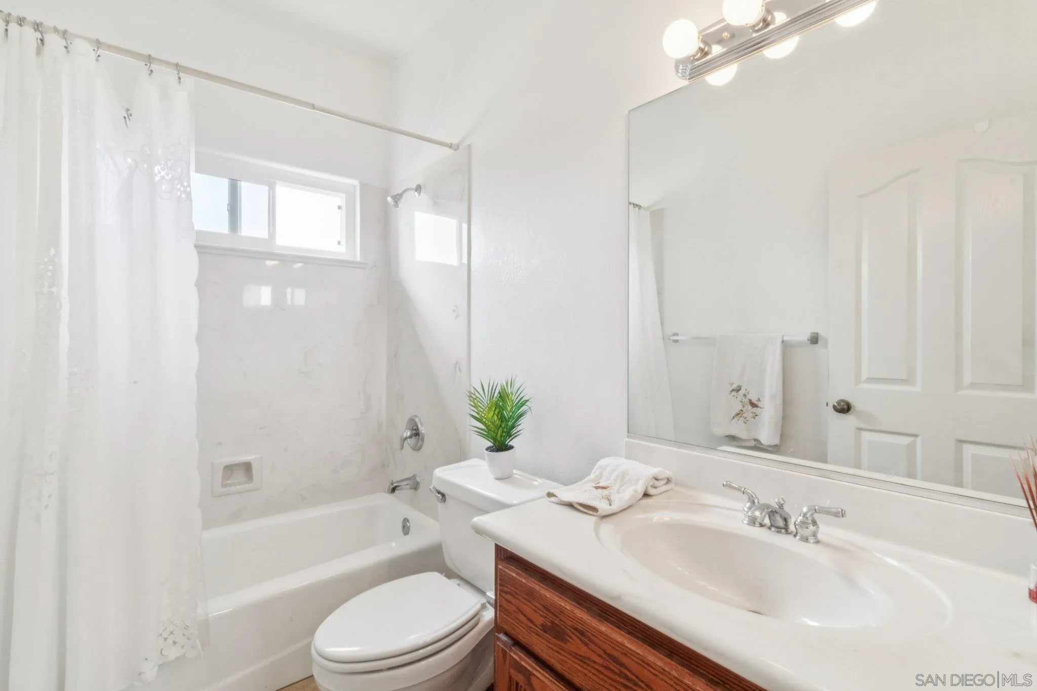 https://cdn.realtyfeed.com/cdn/127/260005601/a53d0e1aa54f5e15df17384830f00f1e.webp