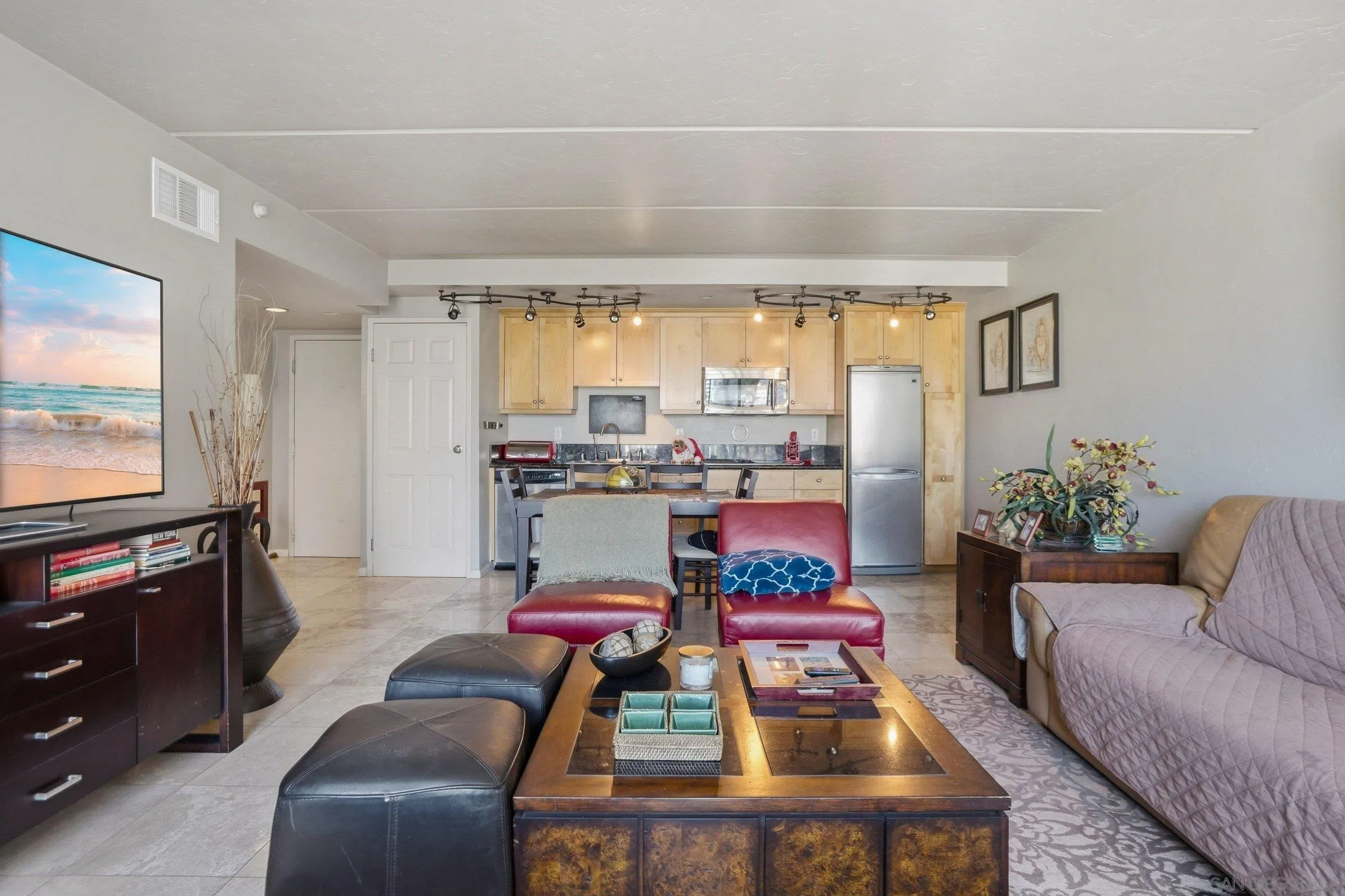 https://cdn.realtyfeed.com/cdn/127/260005608/0b0f5e25291946967e6ab8947dd4f0b1.webp