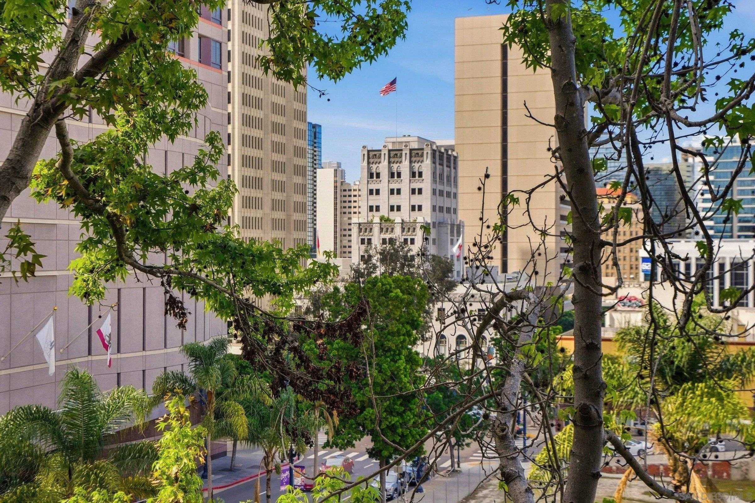 https://cdn.realtyfeed.com/cdn/127/260005608/c694126964444c146f47fa3a09c50be6.webp