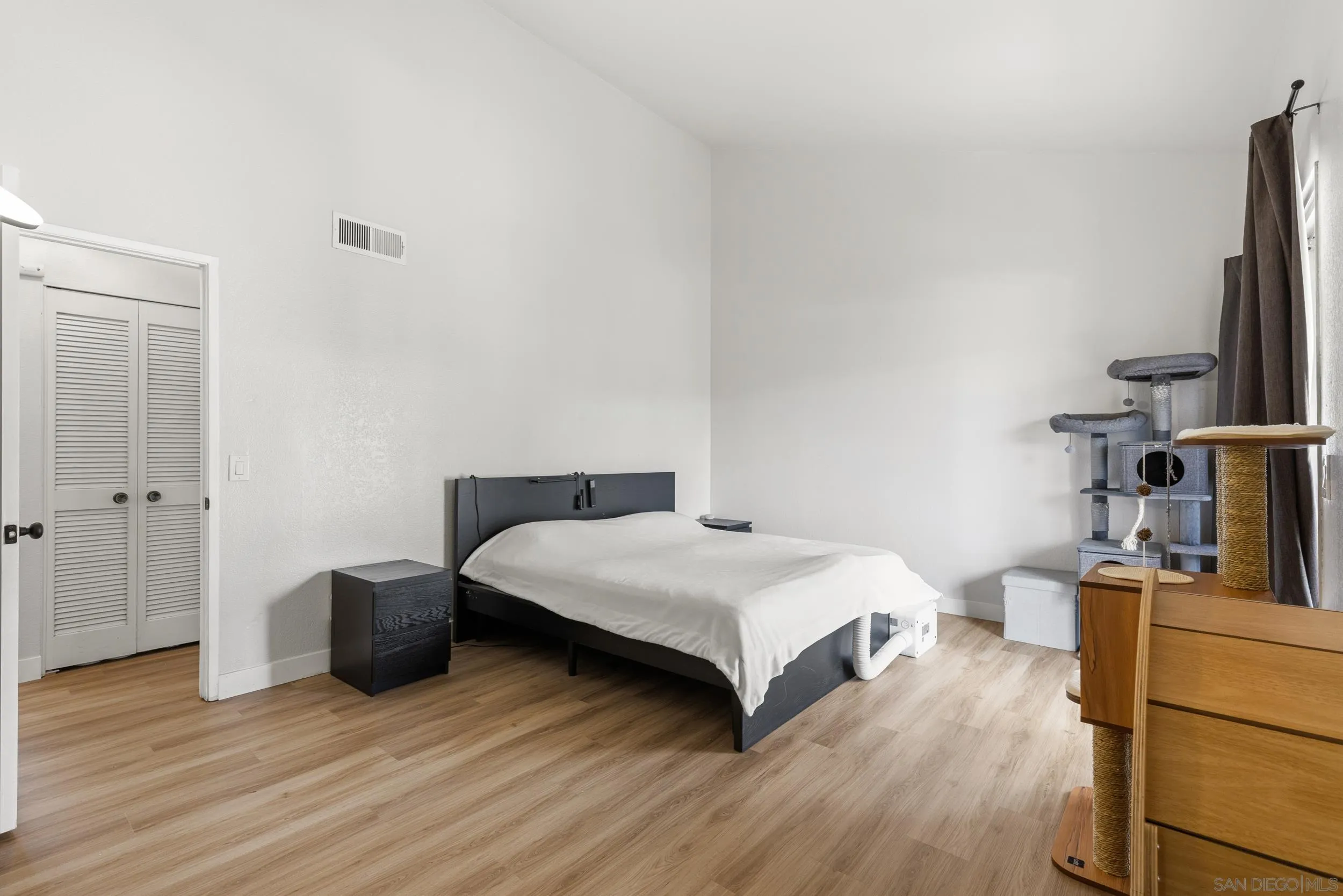 Photo #13: 260005613 Listing: Photo #13