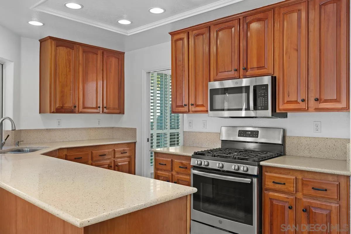 https://cdn.realtyfeed.com/cdn/127/260005616/3c5a1dff296b6231b6ec4b38a9f2f86f.webp