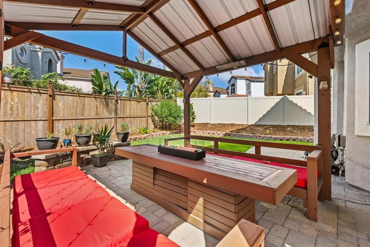 https://cdn.realtyfeed.com/cdn/127/260005616/bfa6af538fdb87596eea5ee0f038b40a.webp