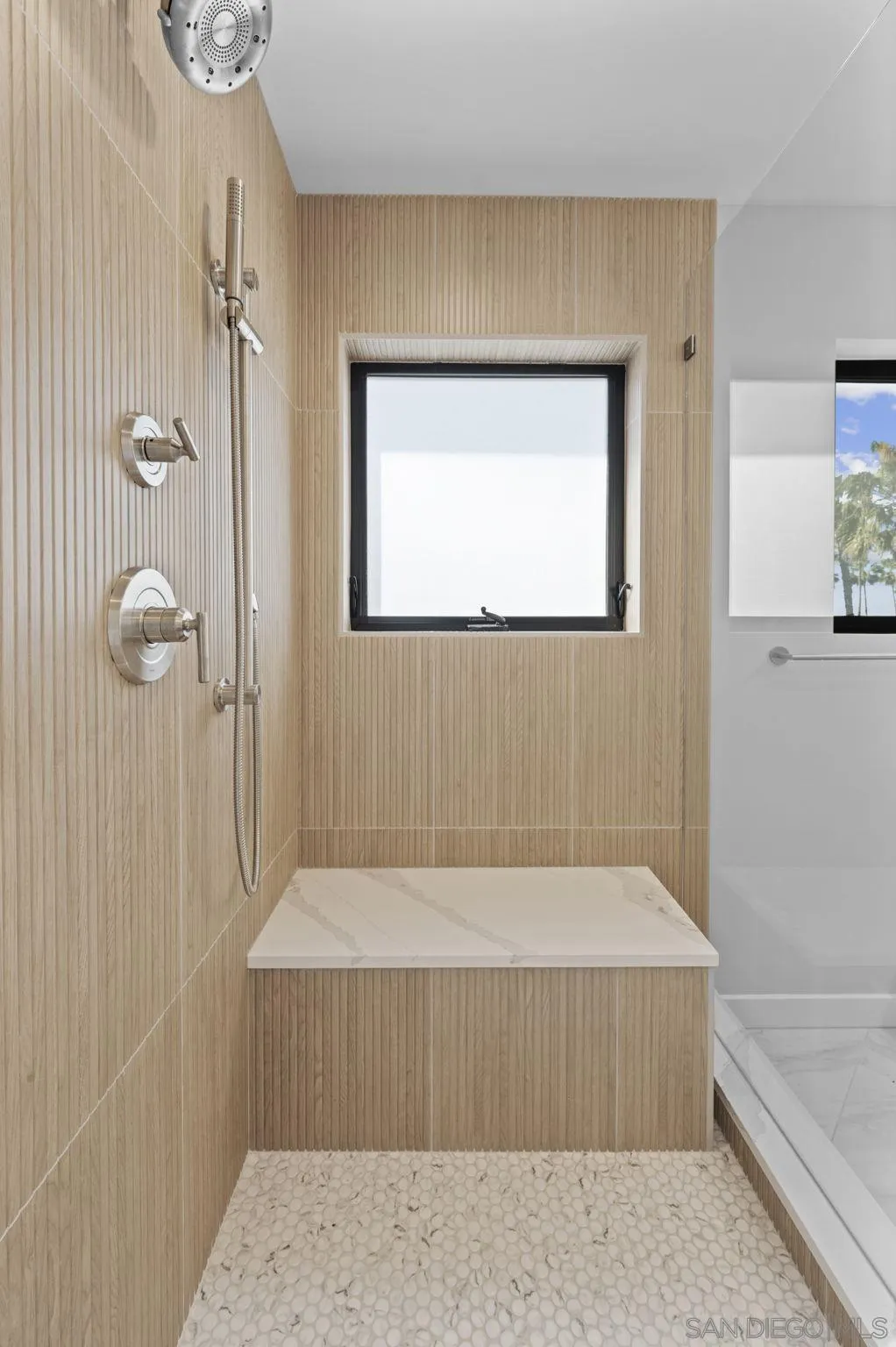 https://cdn.realtyfeed.com/cdn/127/260005622/27872af1c17b9c6d147118467a62afd3.webp