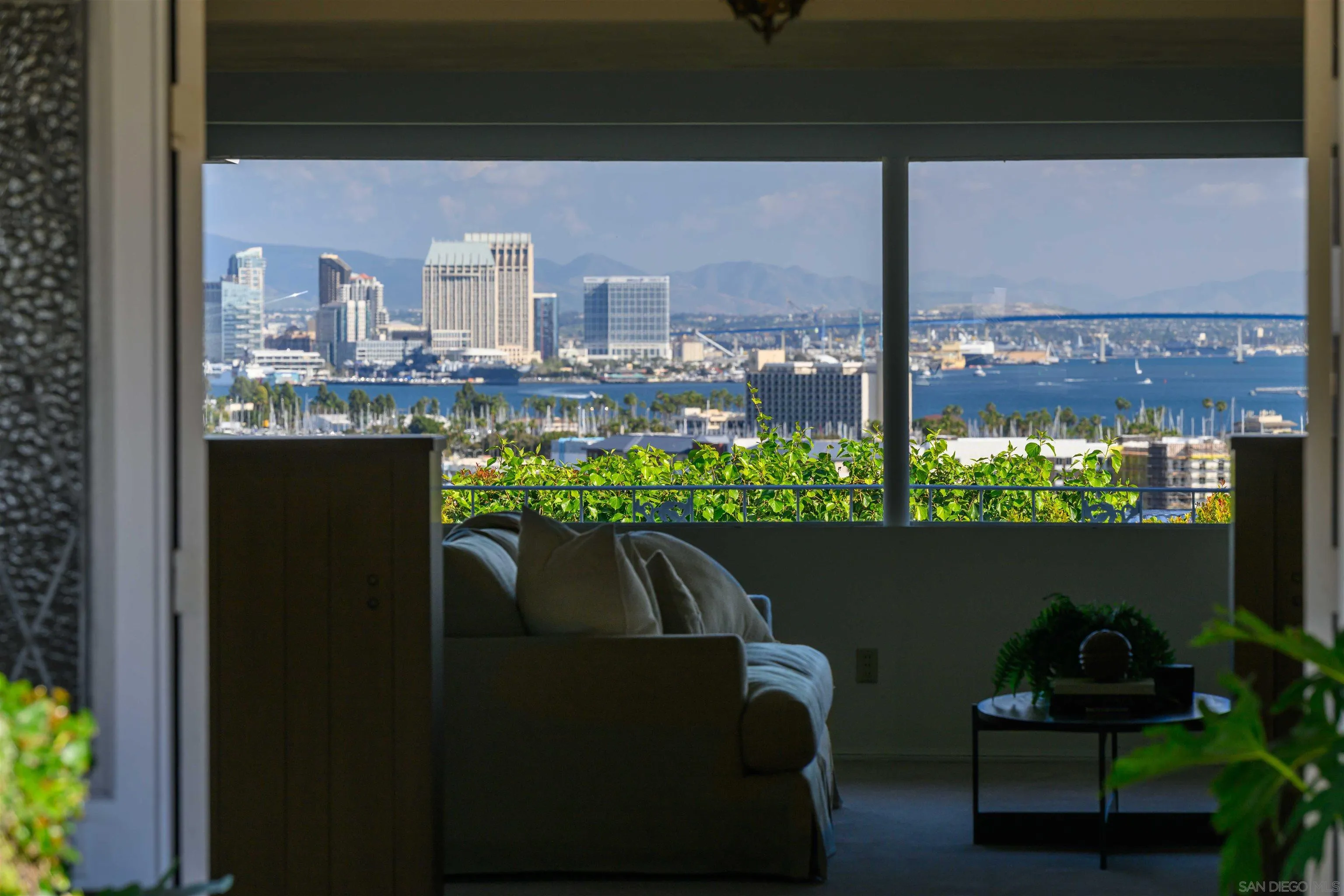 https://cdn.realtyfeed.com/cdn/127/260005625/eb54887bab965e1f7399814a7d3ff68e.webp