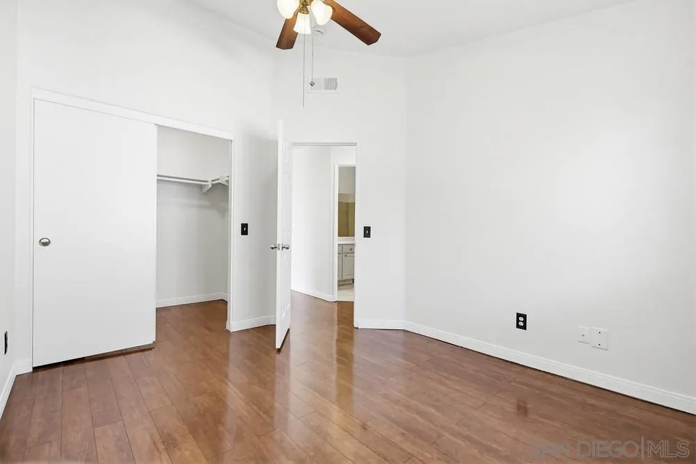 https://cdn.realtyfeed.com/cdn/127/260005638/08fcd08661f25d18e875d6e784f8590b.webp