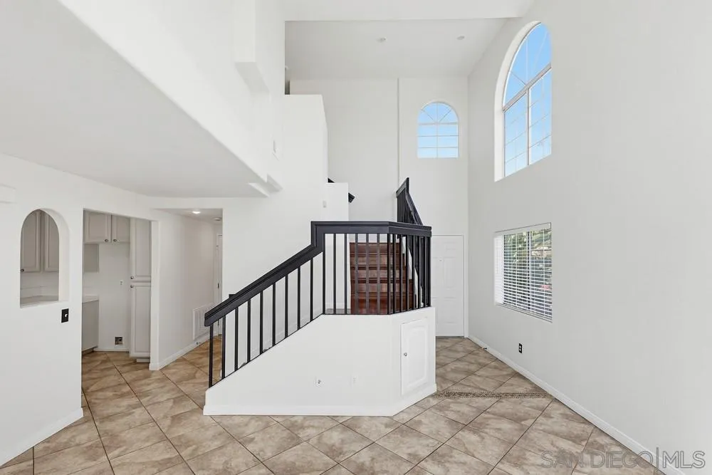 https://cdn.realtyfeed.com/cdn/127/260005638/1266c2c461e3a678cdb15d0d34c1e395.webp