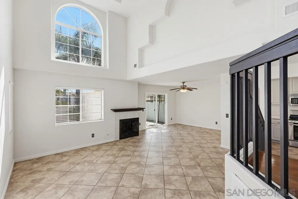 https://cdn.realtyfeed.com/cdn/127/260005638/17a7fccf4c91b74c59c44fec51426261.webp