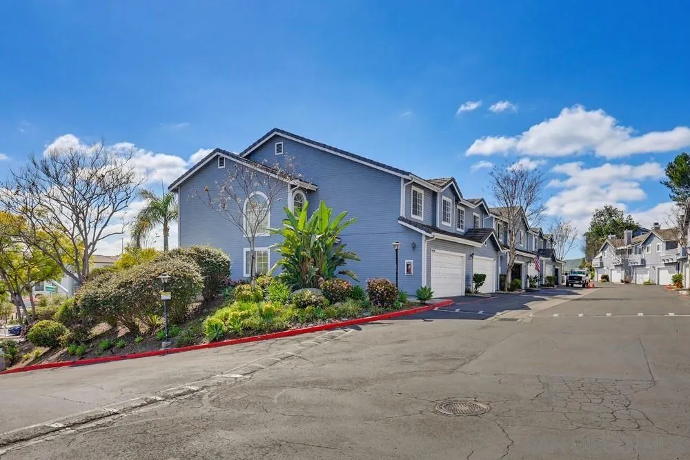 https://cdn.realtyfeed.com/cdn/127/260005638/1915e69b3abd127284699128bdbd163e.webp