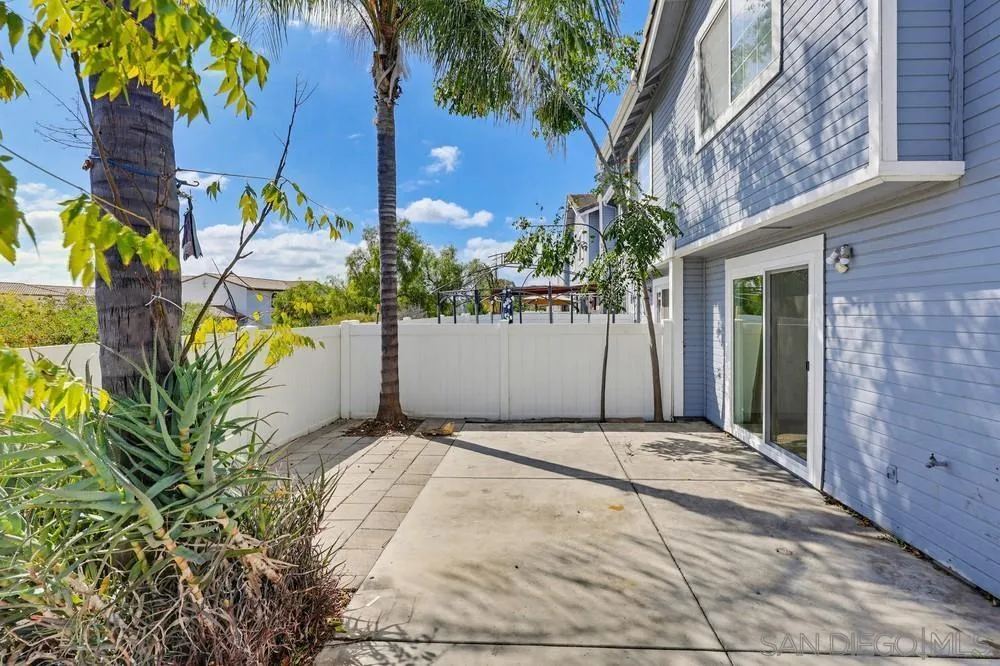 https://cdn.realtyfeed.com/cdn/127/260005638/5011d100e03cc2e0656bdd78ad3559cc.webp
