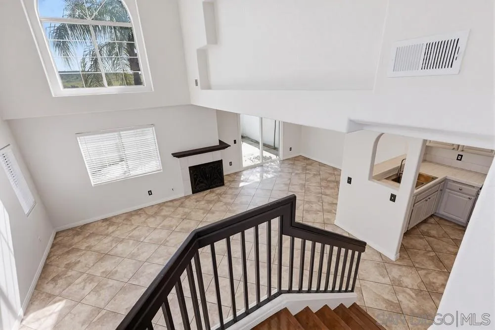 https://cdn.realtyfeed.com/cdn/127/260005638/984688ac24f2a3d6ee7c990c77e2ab0a.webp