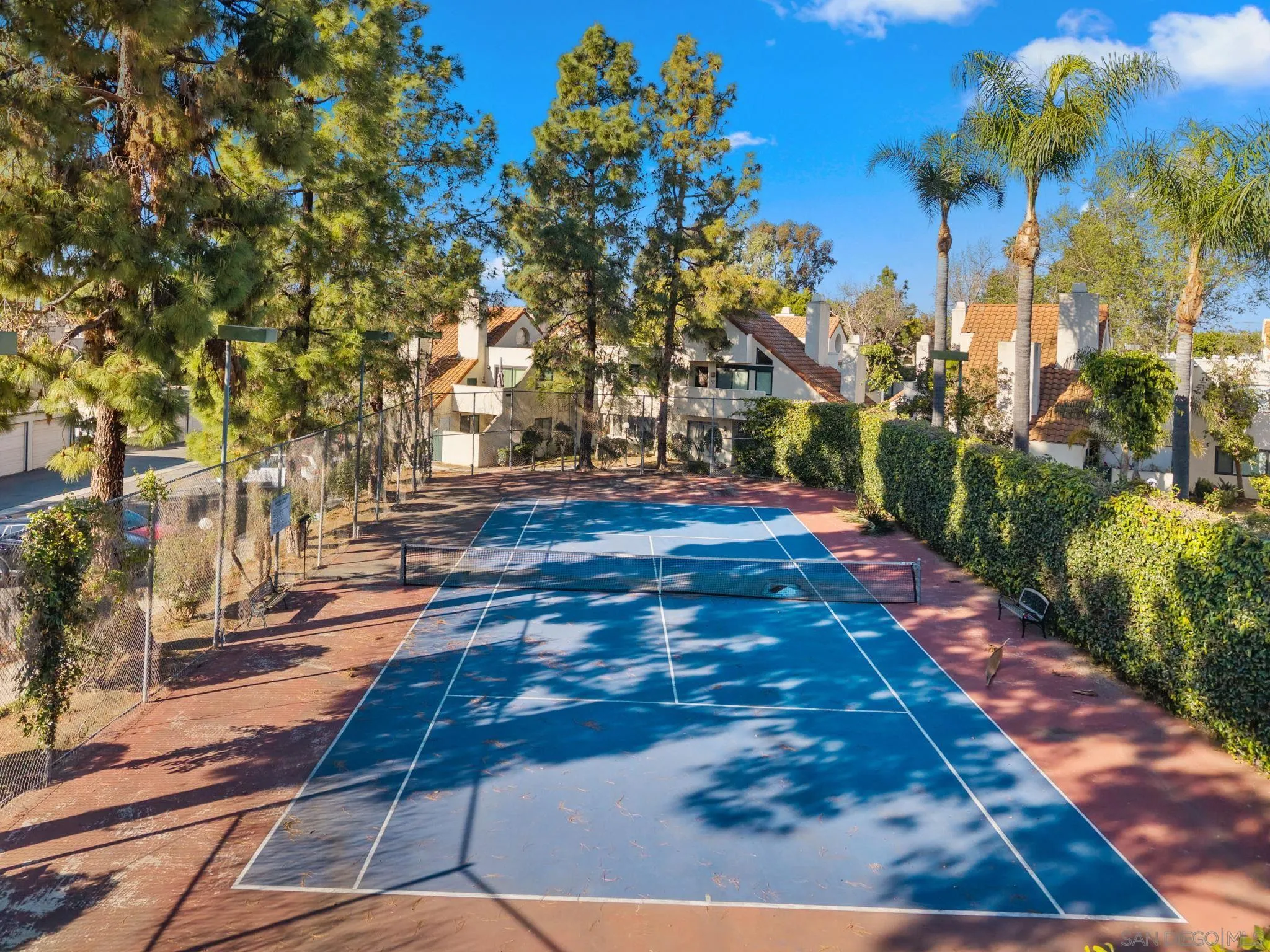 https://cdn.realtyfeed.com/cdn/127/260005639/aa6bd82516bfc42325ffba10ae78ac48.webp