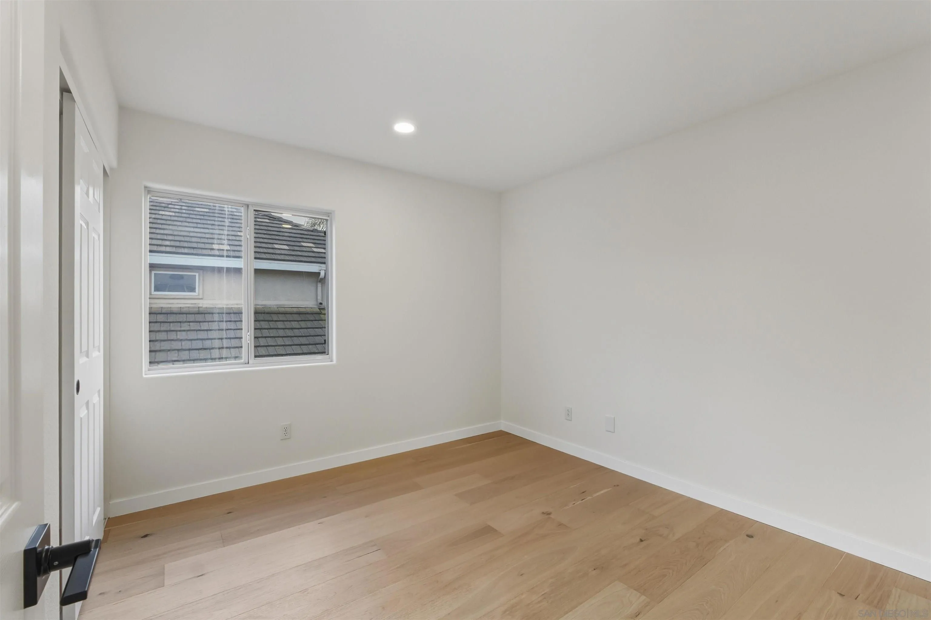 https://cdn.realtyfeed.com/cdn/127/260005642/48e3dd6c7ac8d3c49dd840ae9c749f08.webp