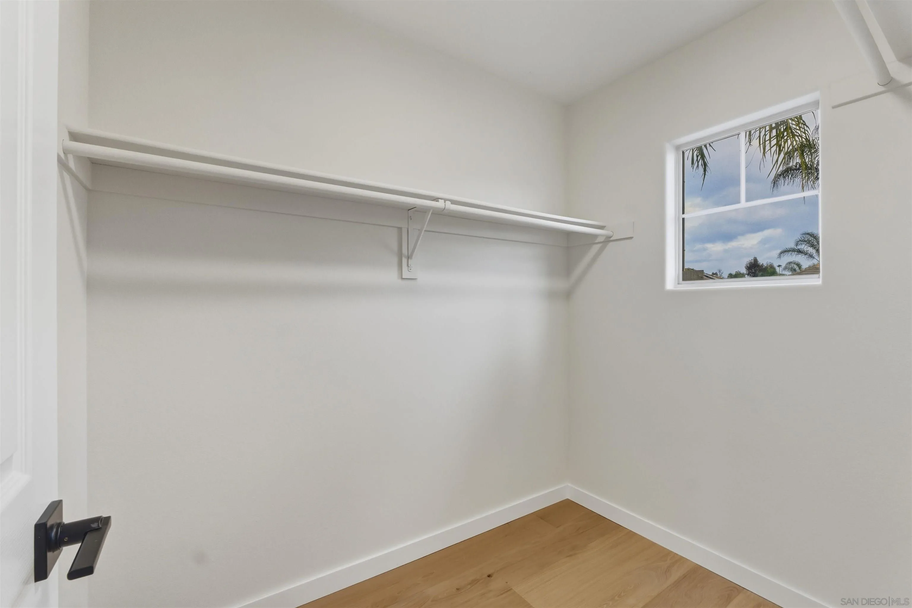 https://cdn.realtyfeed.com/cdn/127/260005642/aaa5599802e9180f0fa3560e0710e4c2.webp