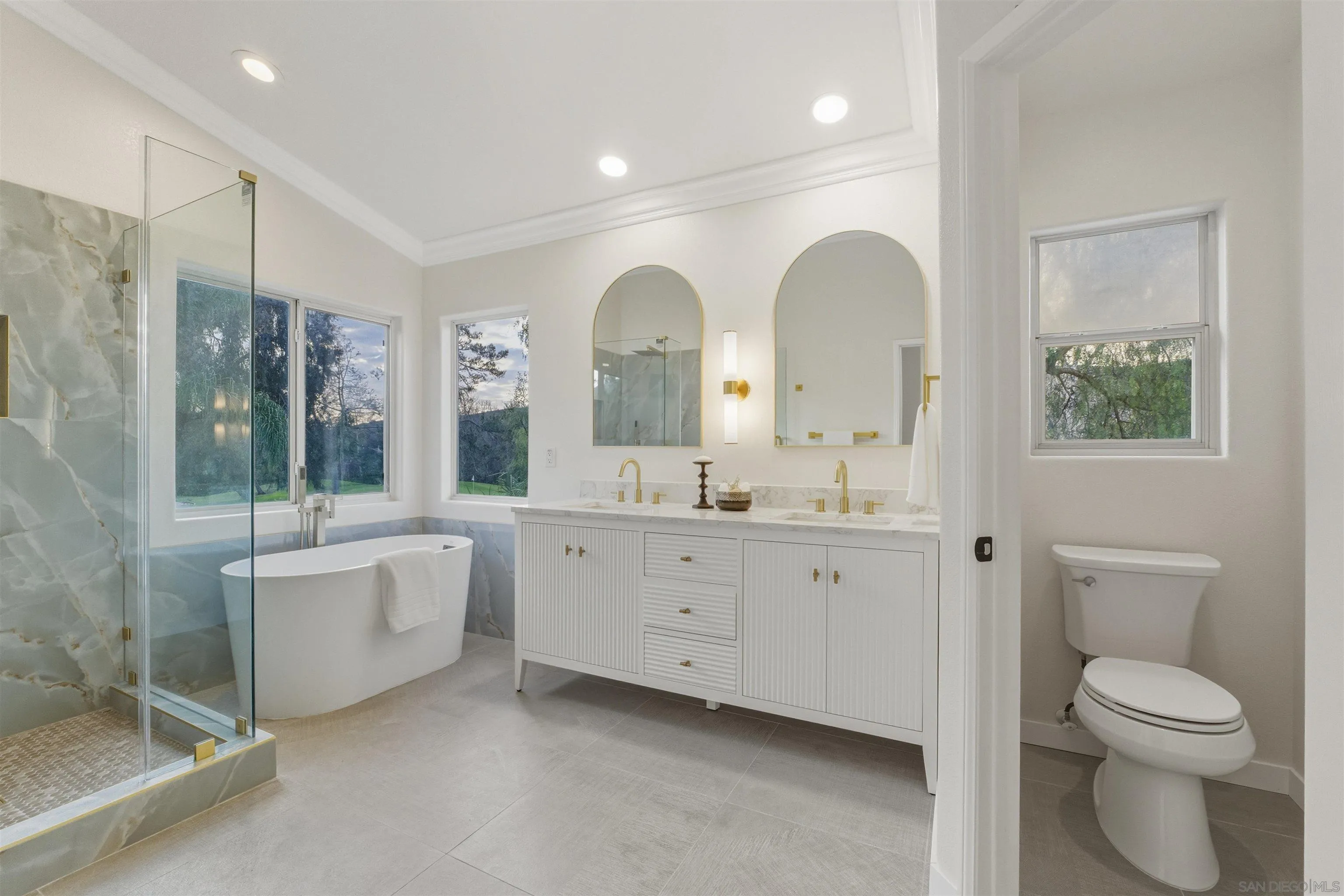 https://cdn.realtyfeed.com/cdn/127/260005642/b33badd8fc6475d28933d799c74f4cc9.webp