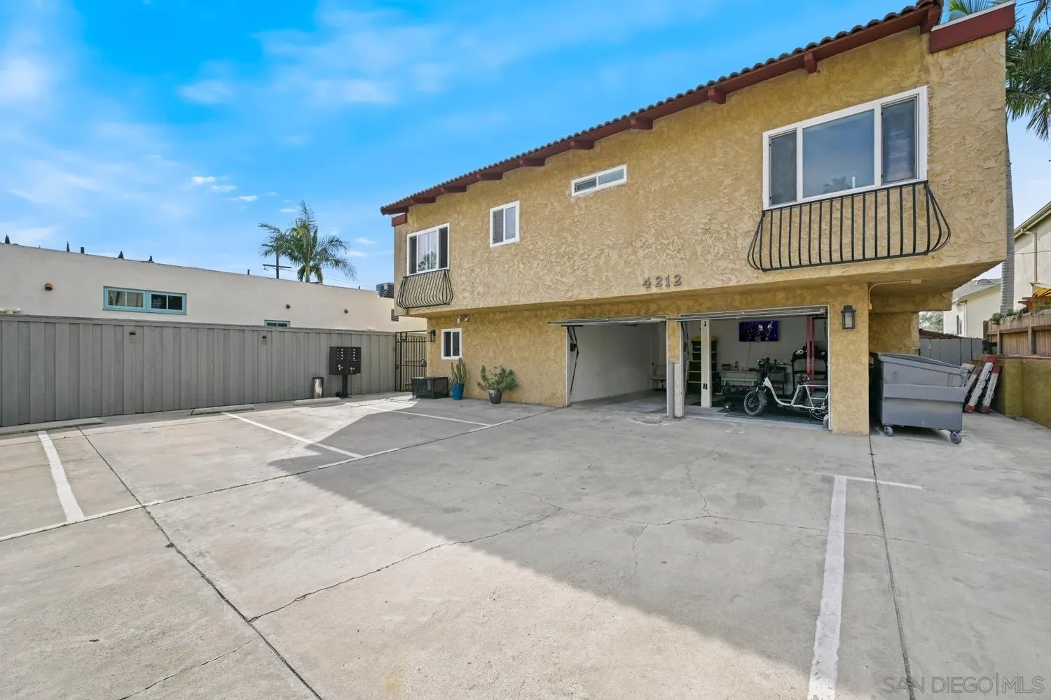 https://cdn.realtyfeed.com/cdn/127/260005644/7c463d2ec4009068a41757cbd24fcae8.webp