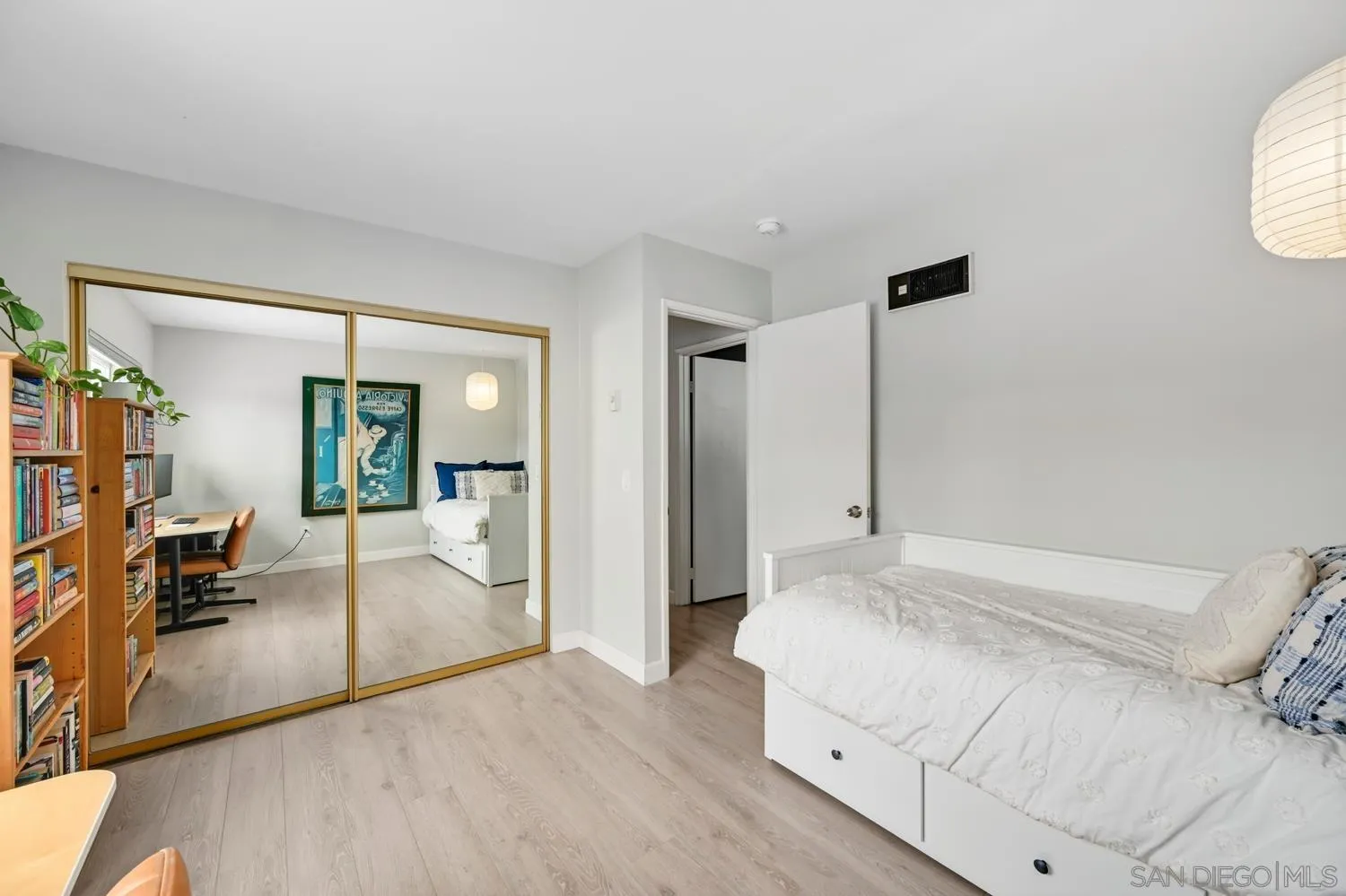 https://cdn.realtyfeed.com/cdn/127/260005644/857f760044b8fc328e48ab0c42cc4ac3.webp