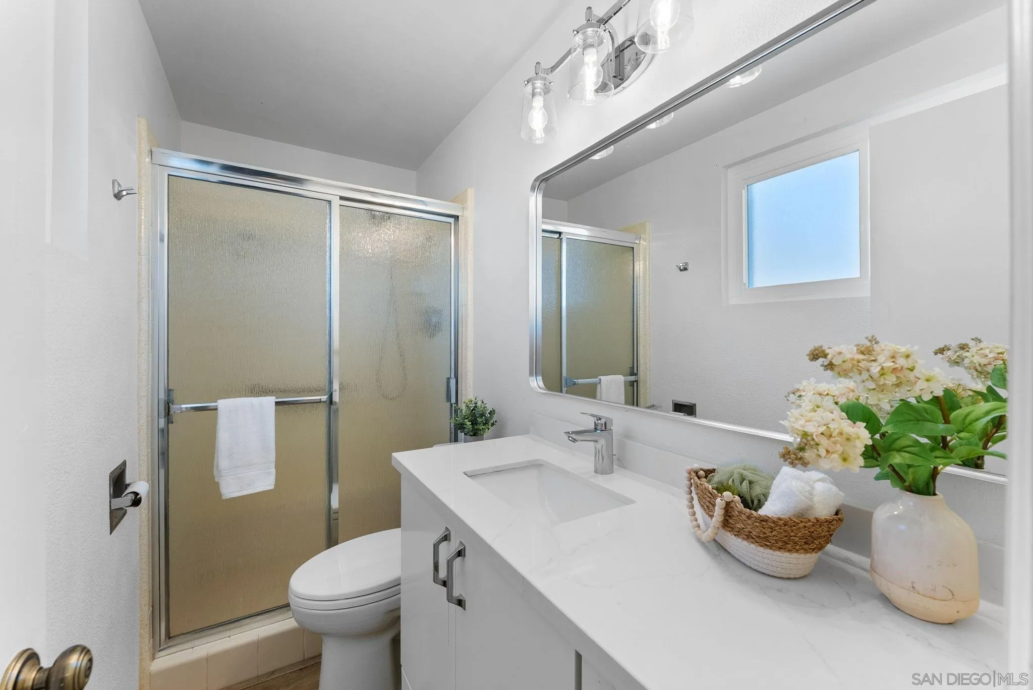 https://cdn.realtyfeed.com/cdn/127/260005651/3ace3851216dce1fb15680b8cd187a52.webp