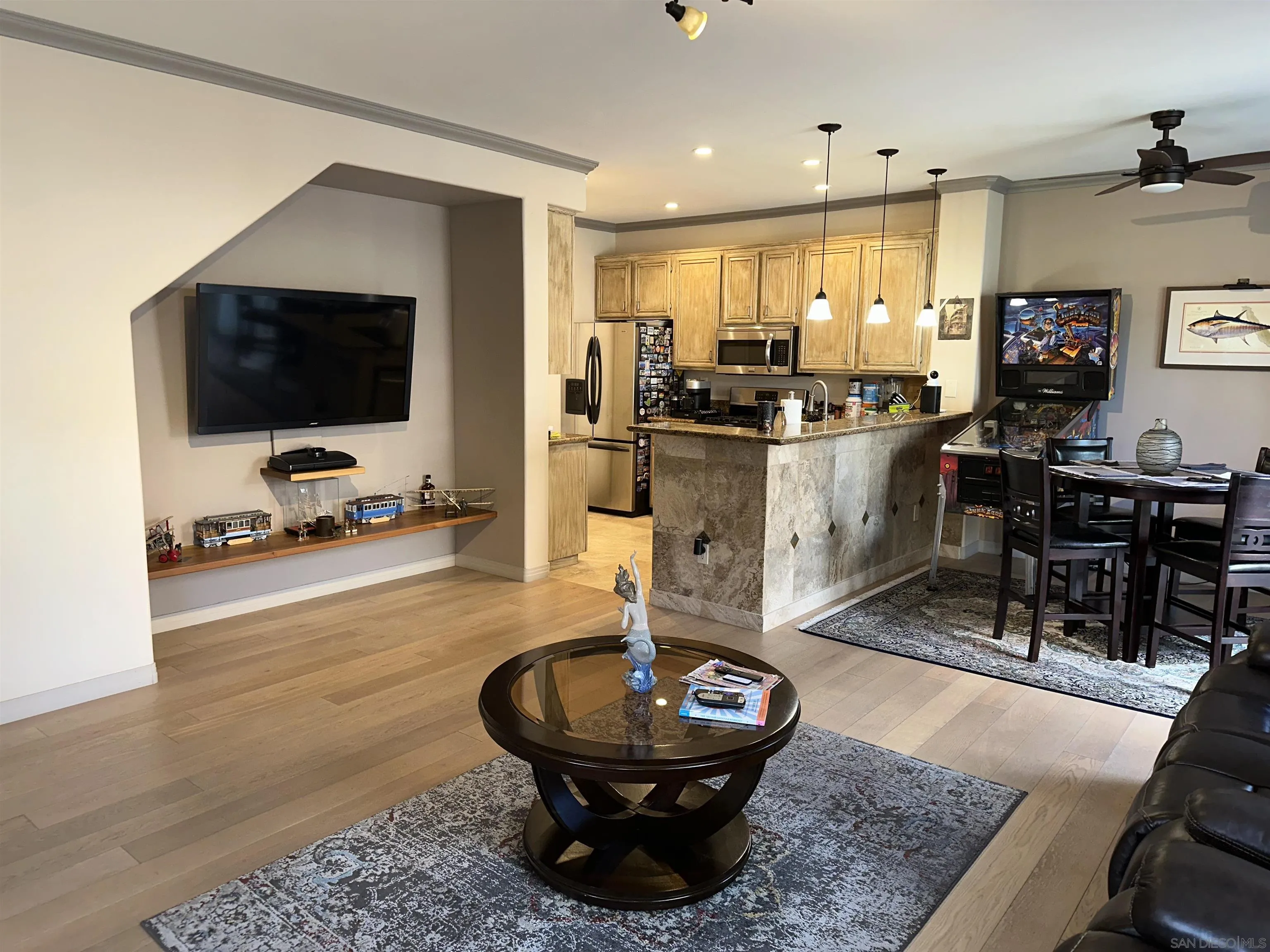 Photo #4: 260005654 Listing: Photo #4