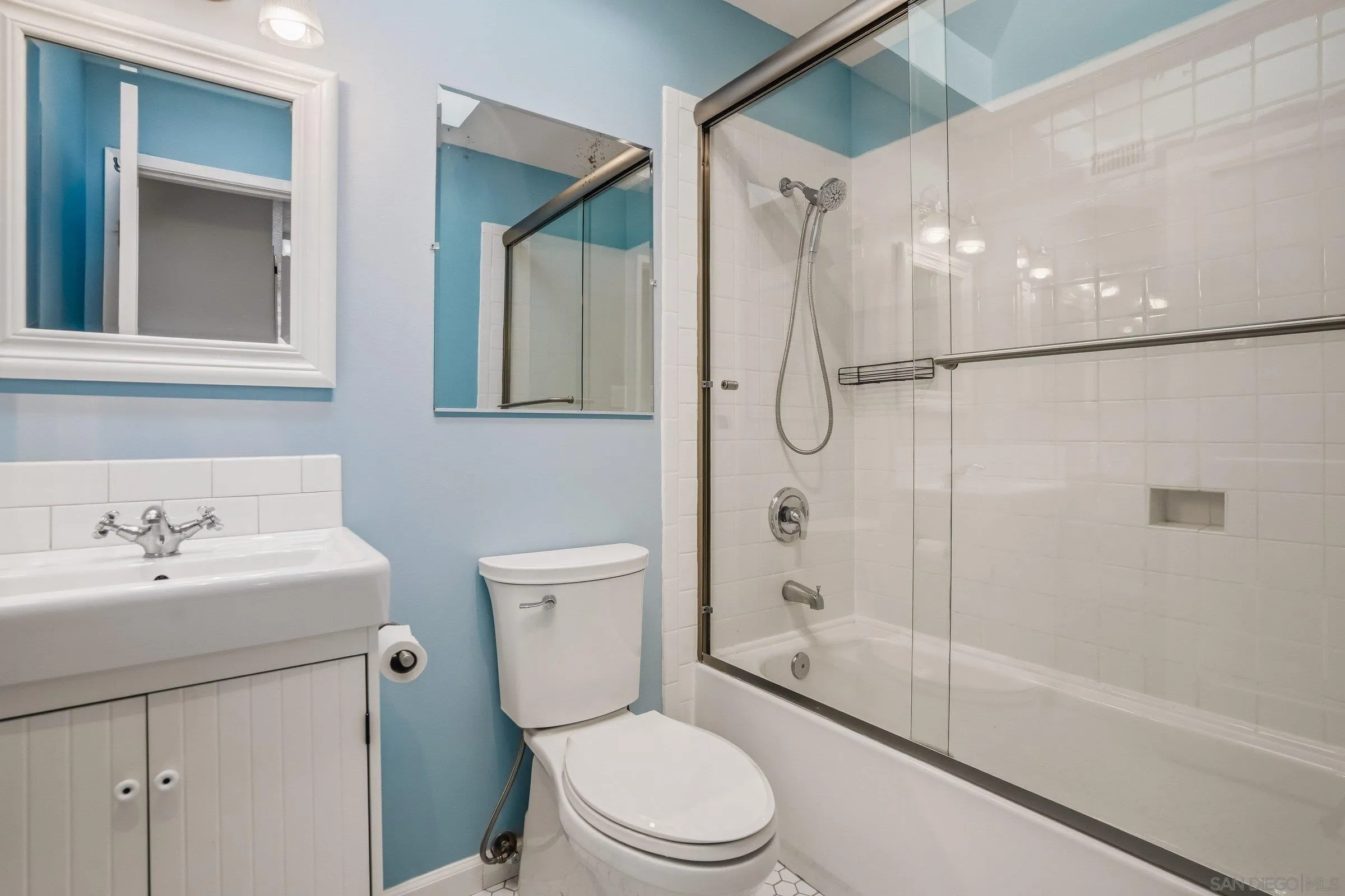 https://cdn.realtyfeed.com/cdn/127/260005655/1e992bf9425281b3b9e9f597176c4654.webp