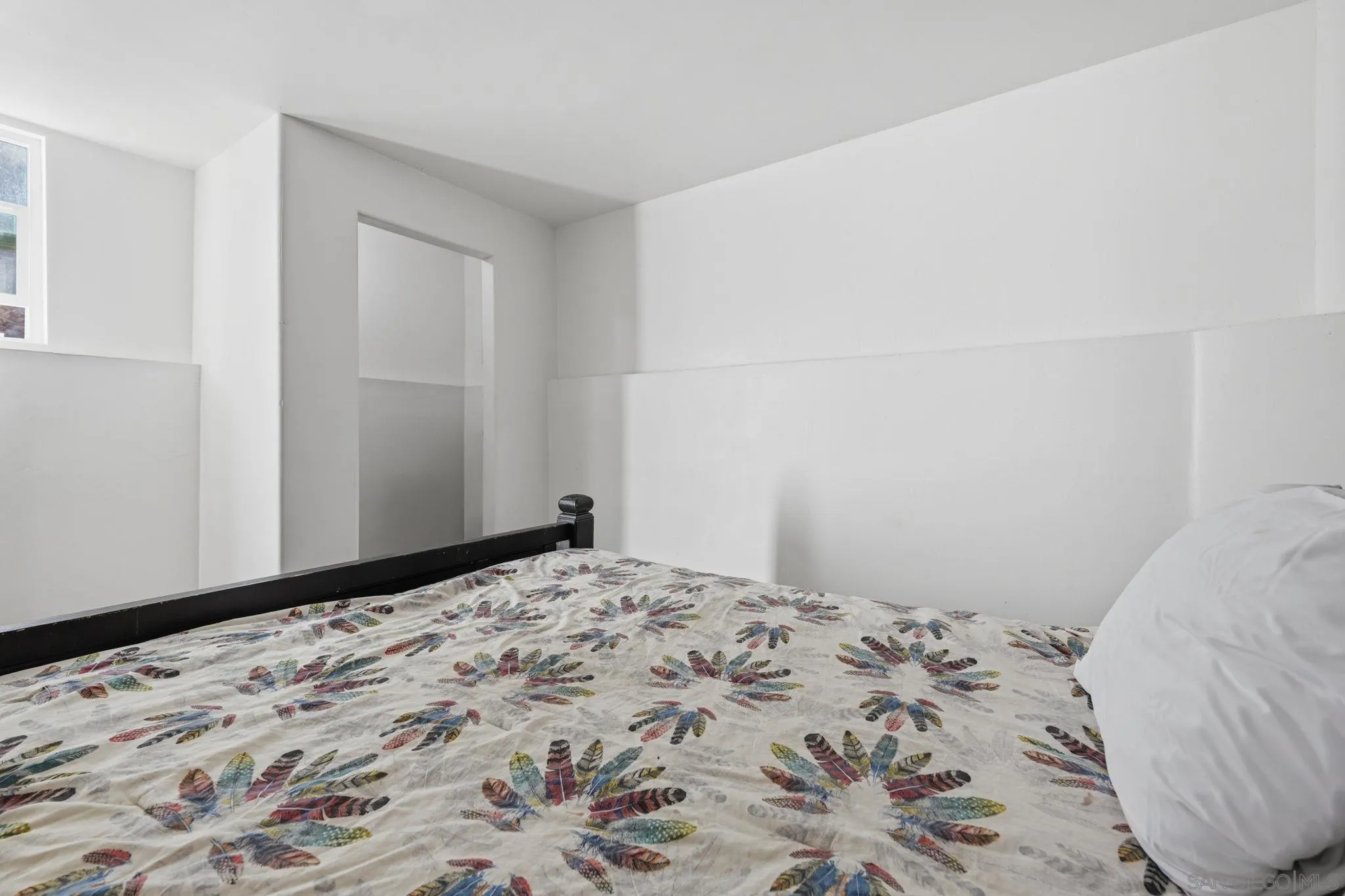 https://cdn.realtyfeed.com/cdn/127/260005659/9692fa94c14497affb2f01f4297703cb.webp
