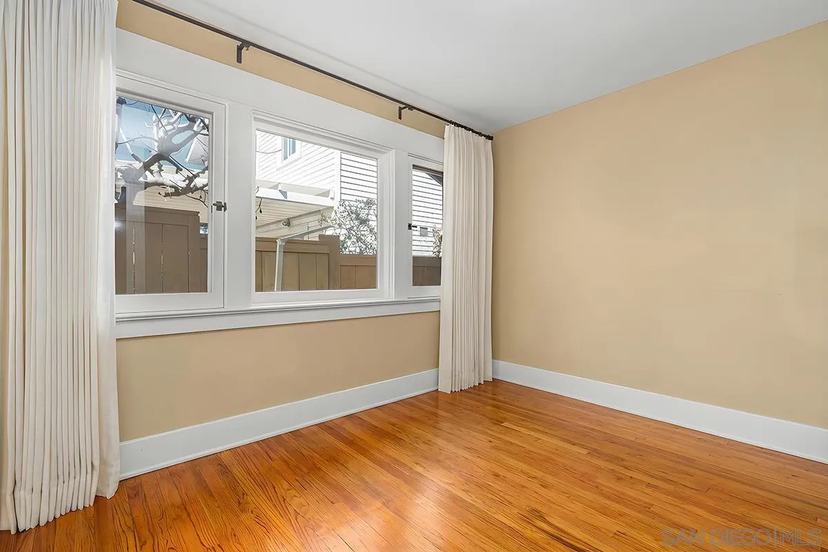 https://cdn.realtyfeed.com/cdn/127/260005661/0f9efcc429f70152c1aaca302de85774.webp