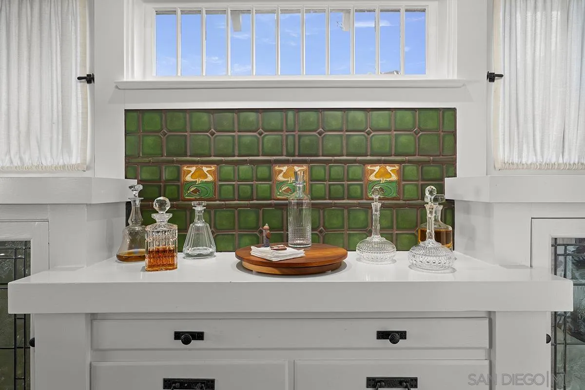 https://cdn.realtyfeed.com/cdn/127/260005661/a2d17dc865323613f5492d9e74c7483b.webp