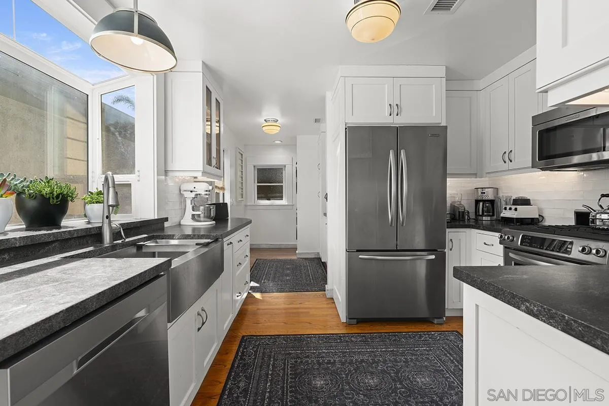 https://cdn.realtyfeed.com/cdn/127/260005661/d944ac46779cf8b36fb2ed0d00658db4.webp