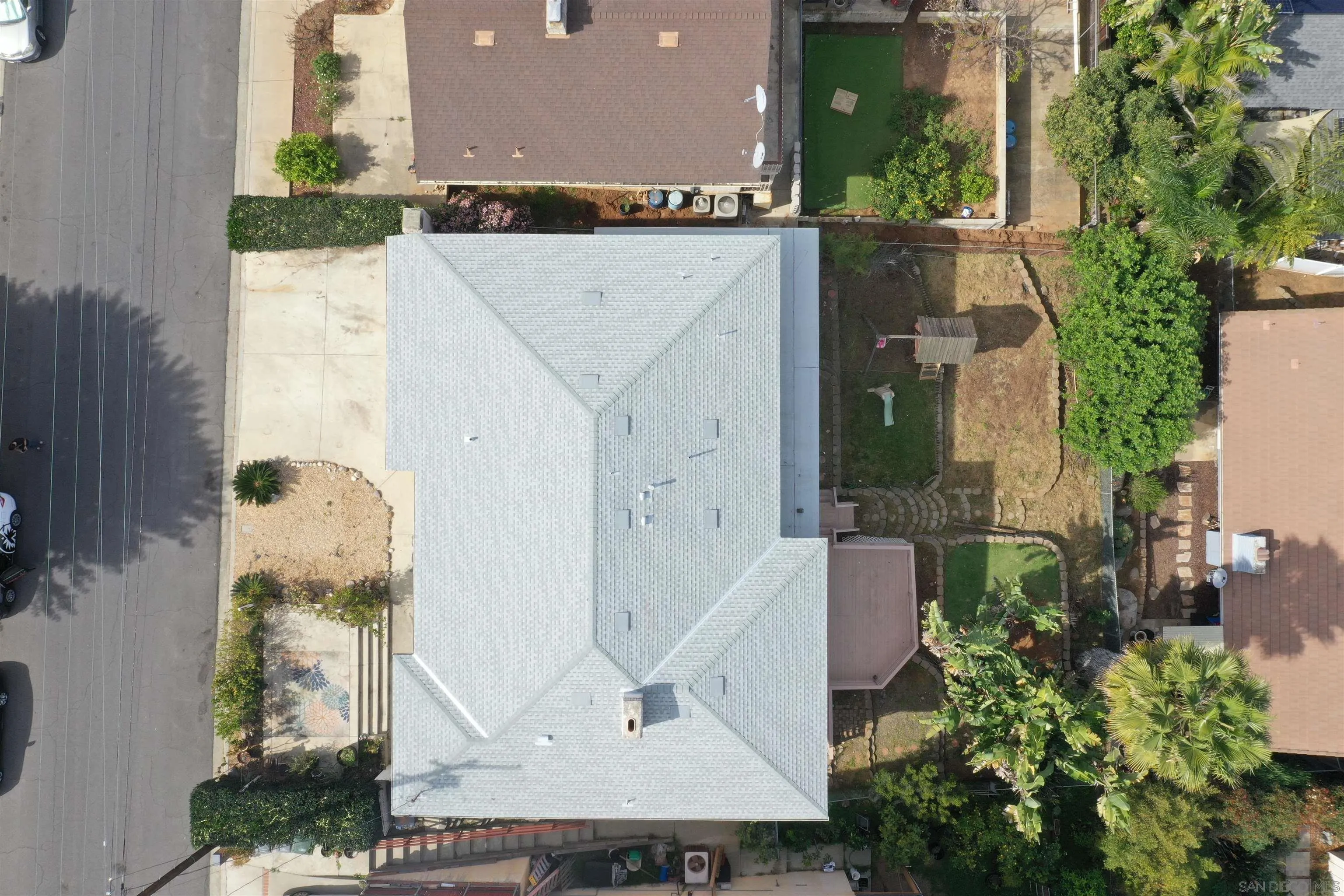 https://cdn.realtyfeed.com/cdn/127/260005663/5ca636e929197e23a9a1caf5b7f0f663.webp