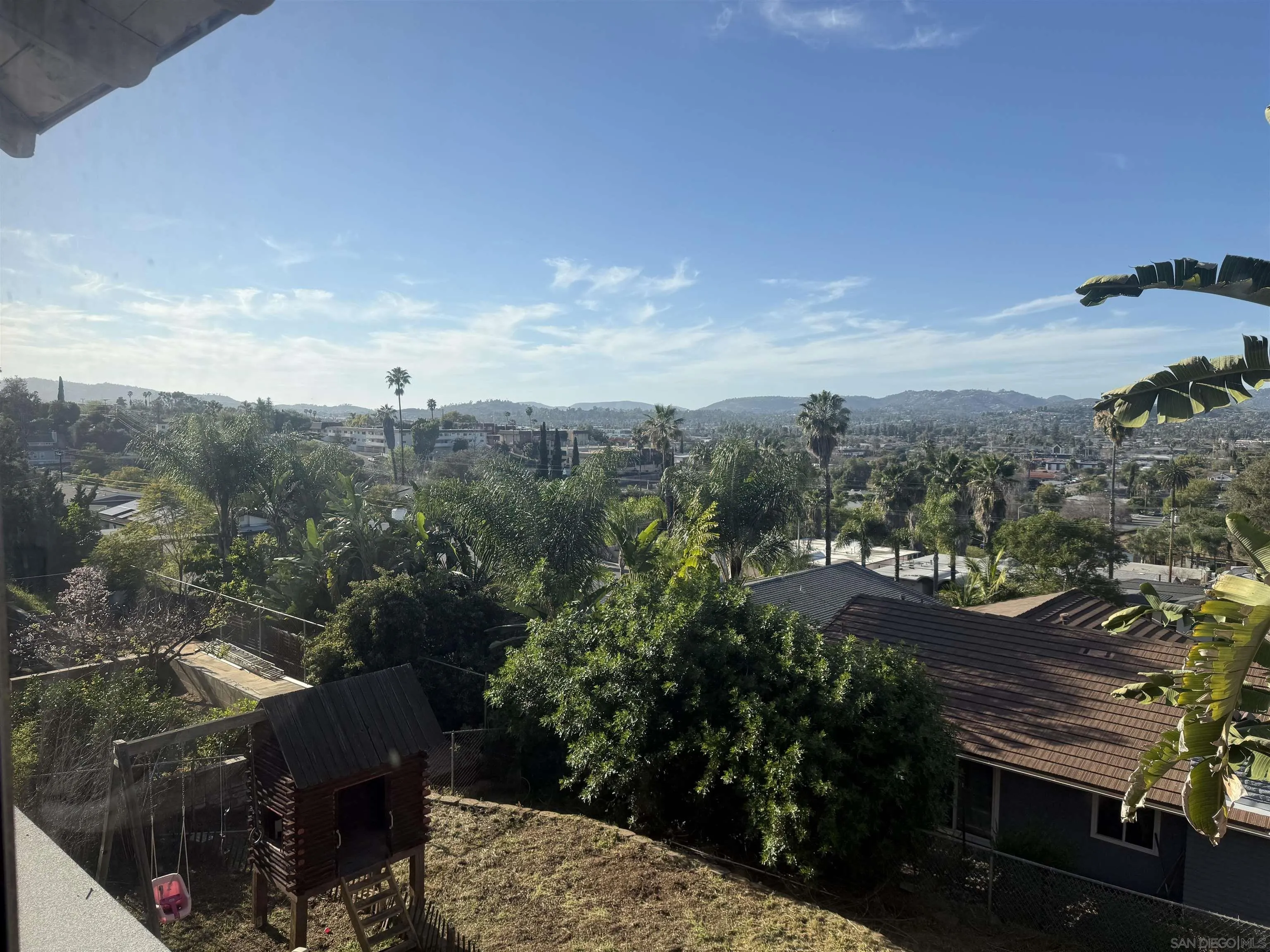 https://cdn.realtyfeed.com/cdn/127/260005663/97c78cbca06fd420a81854ed9d7ea984.webp