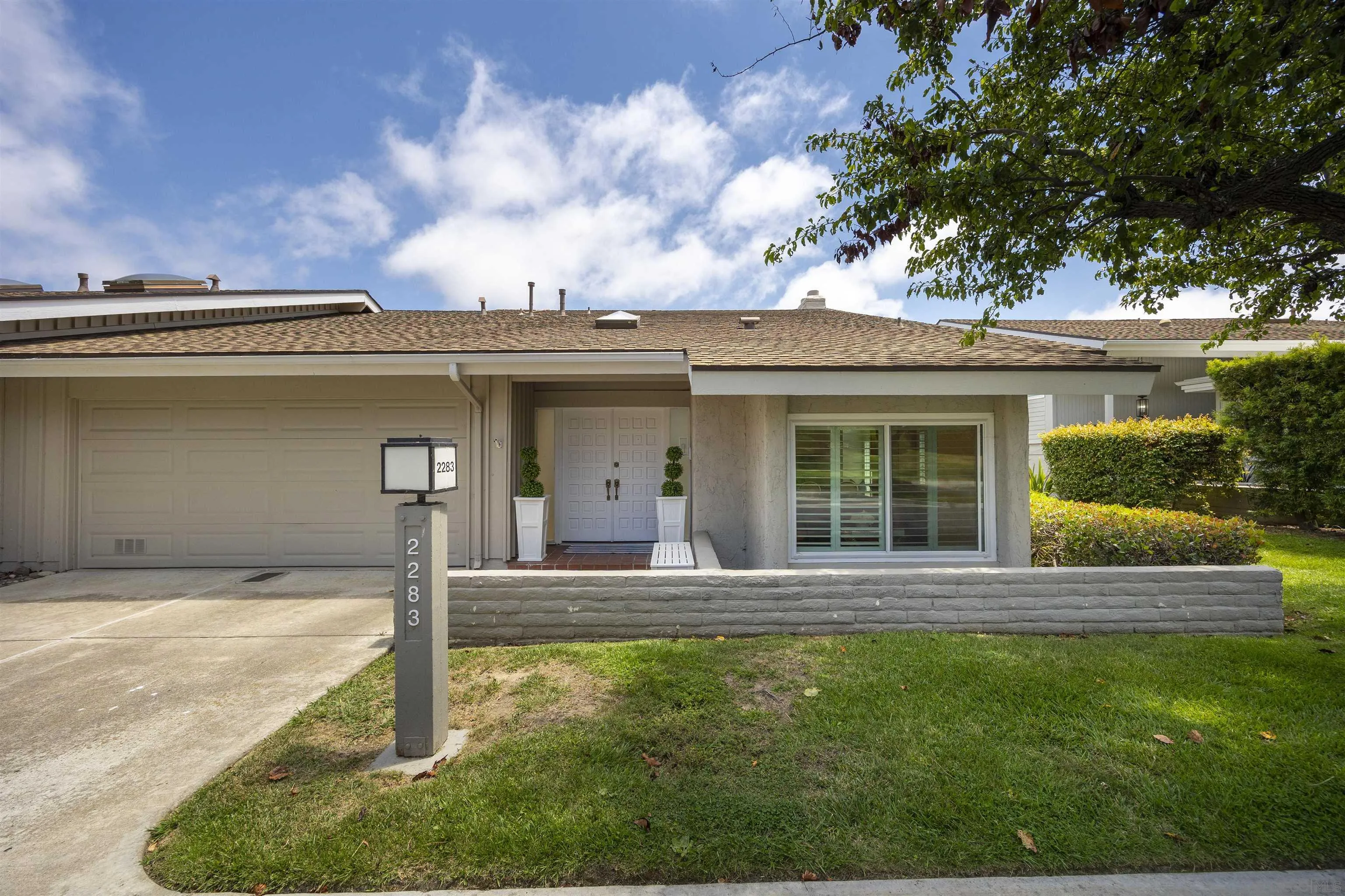 Photo #3: 260005666 Listing: Photo #3