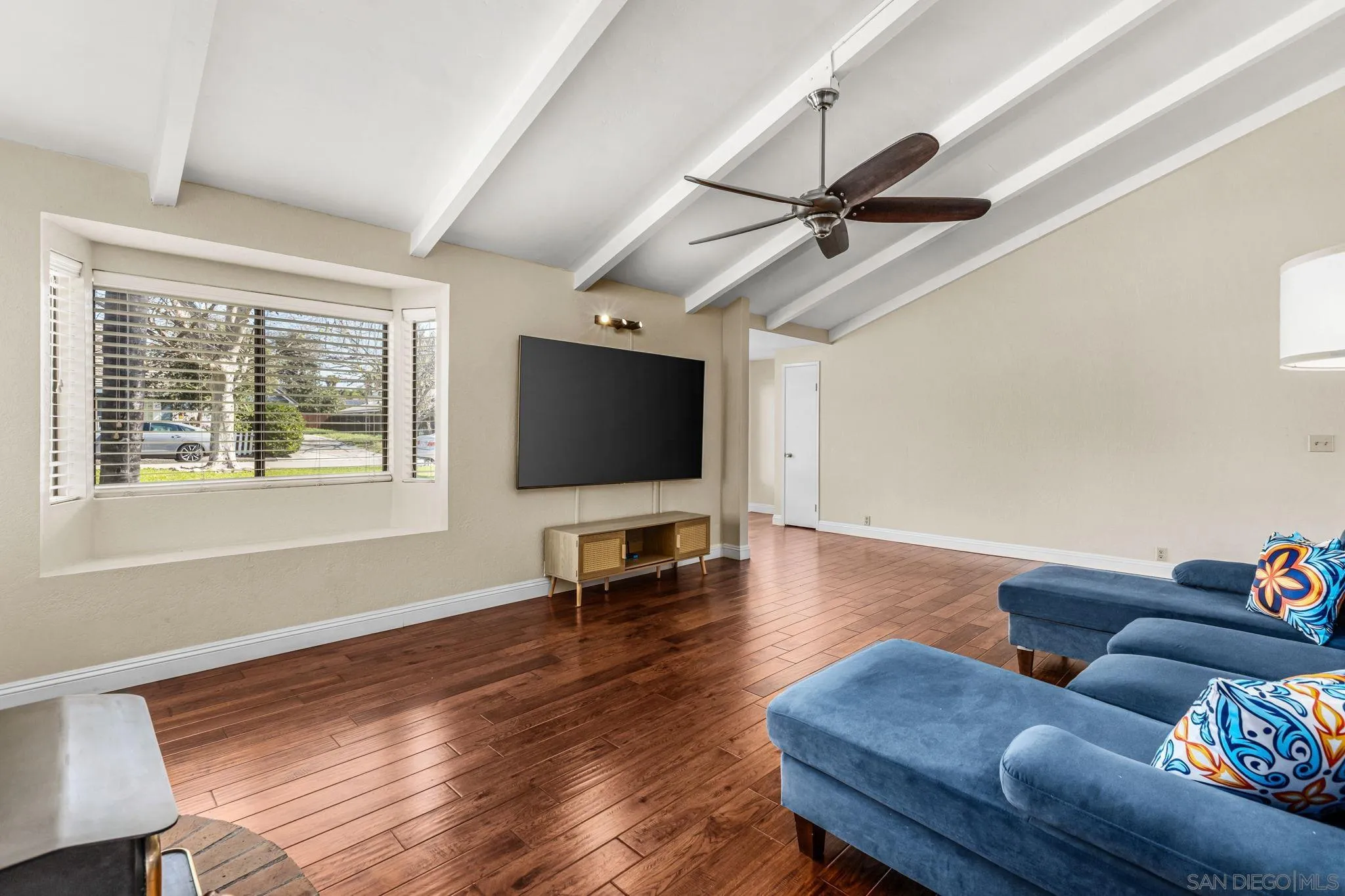 https://cdn.realtyfeed.com/cdn/127/260005668/d2021047f772ee2f0503ffeaf1380009.webp