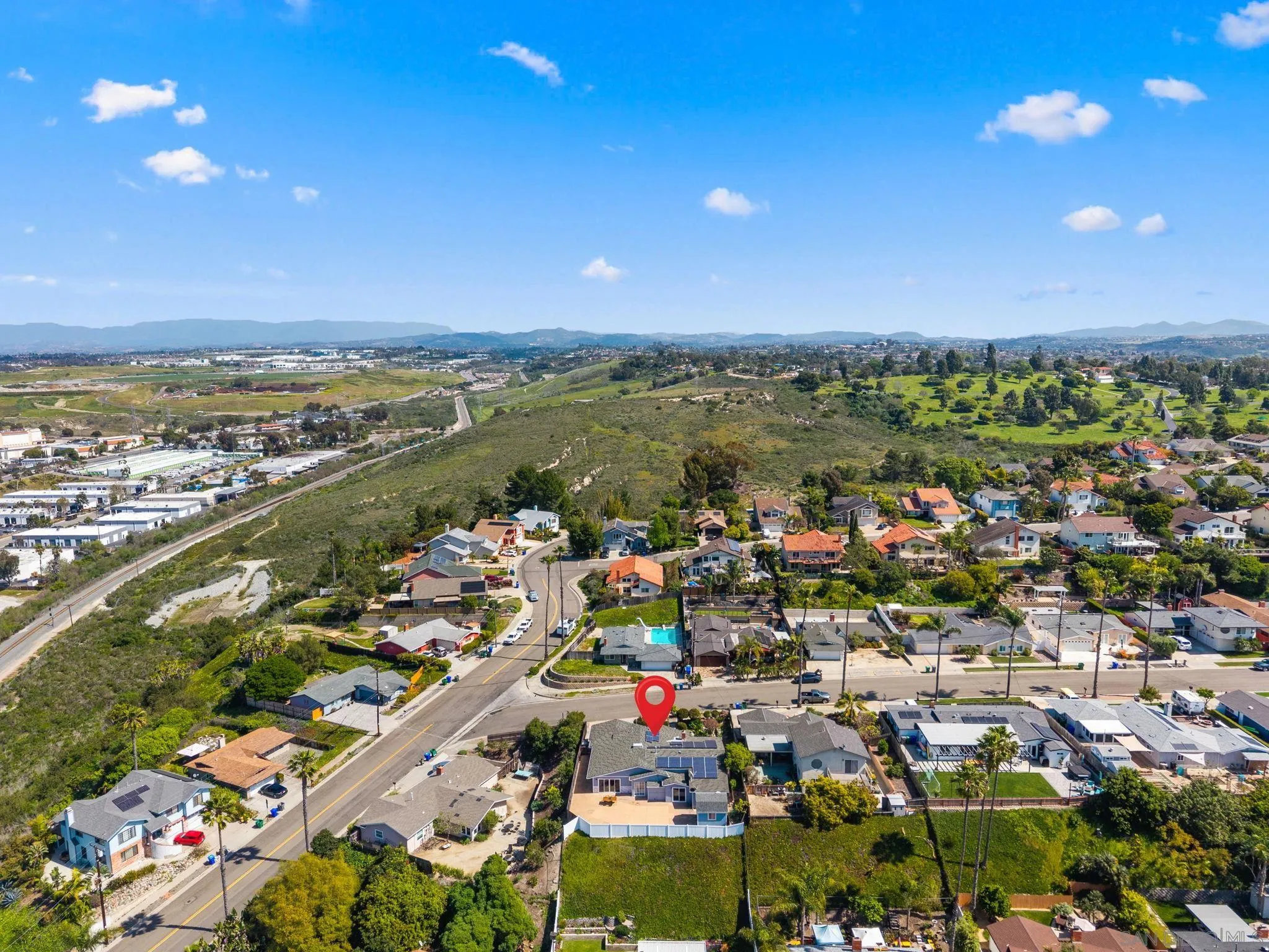 https://cdn.realtyfeed.com/cdn/127/260005679/0e6ac17be664c7887a7b085b8d79ae66.webp