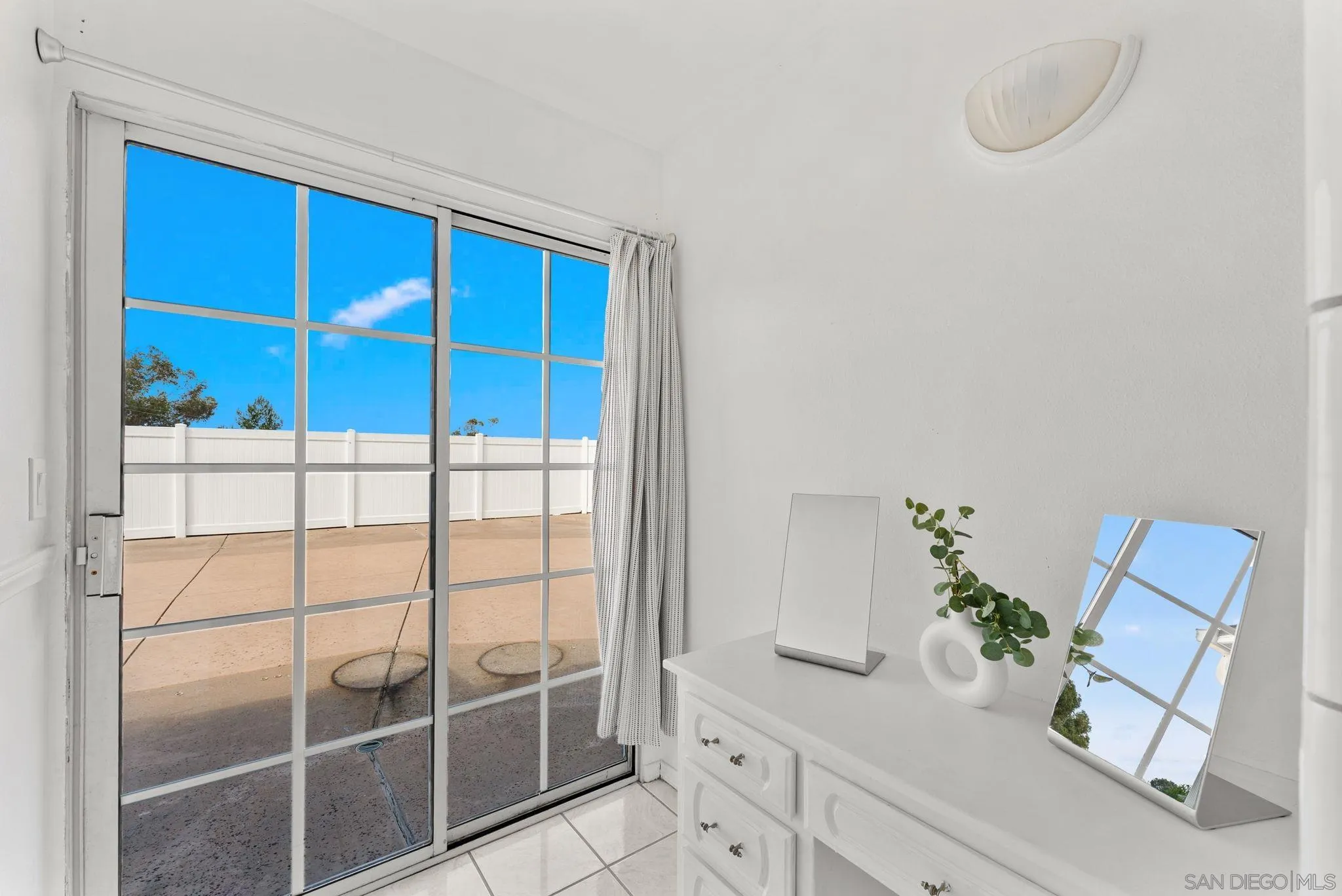 https://cdn.realtyfeed.com/cdn/127/260005679/ce3ee6f08551b21a934a84dcc33b84c1.webp