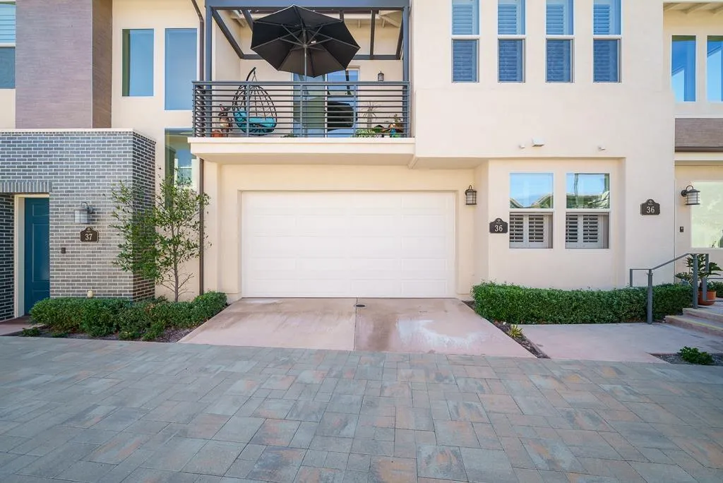 Photo #3: 260005683 Listing: Photo #3