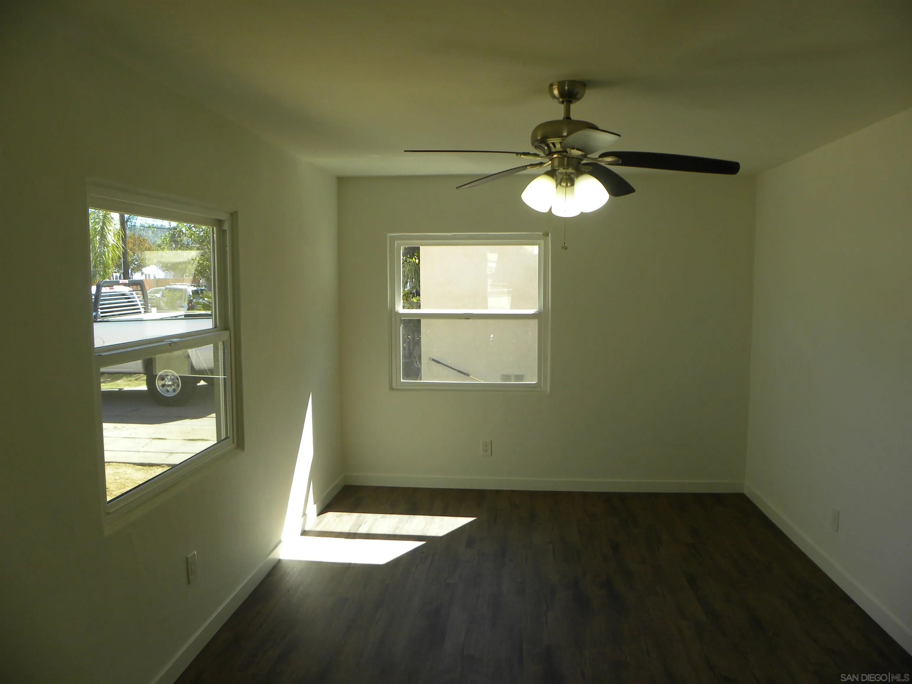 https://cdn.realtyfeed.com/cdn/127/260005690/45423a9a9055246d545cd5940bc8db30.webp