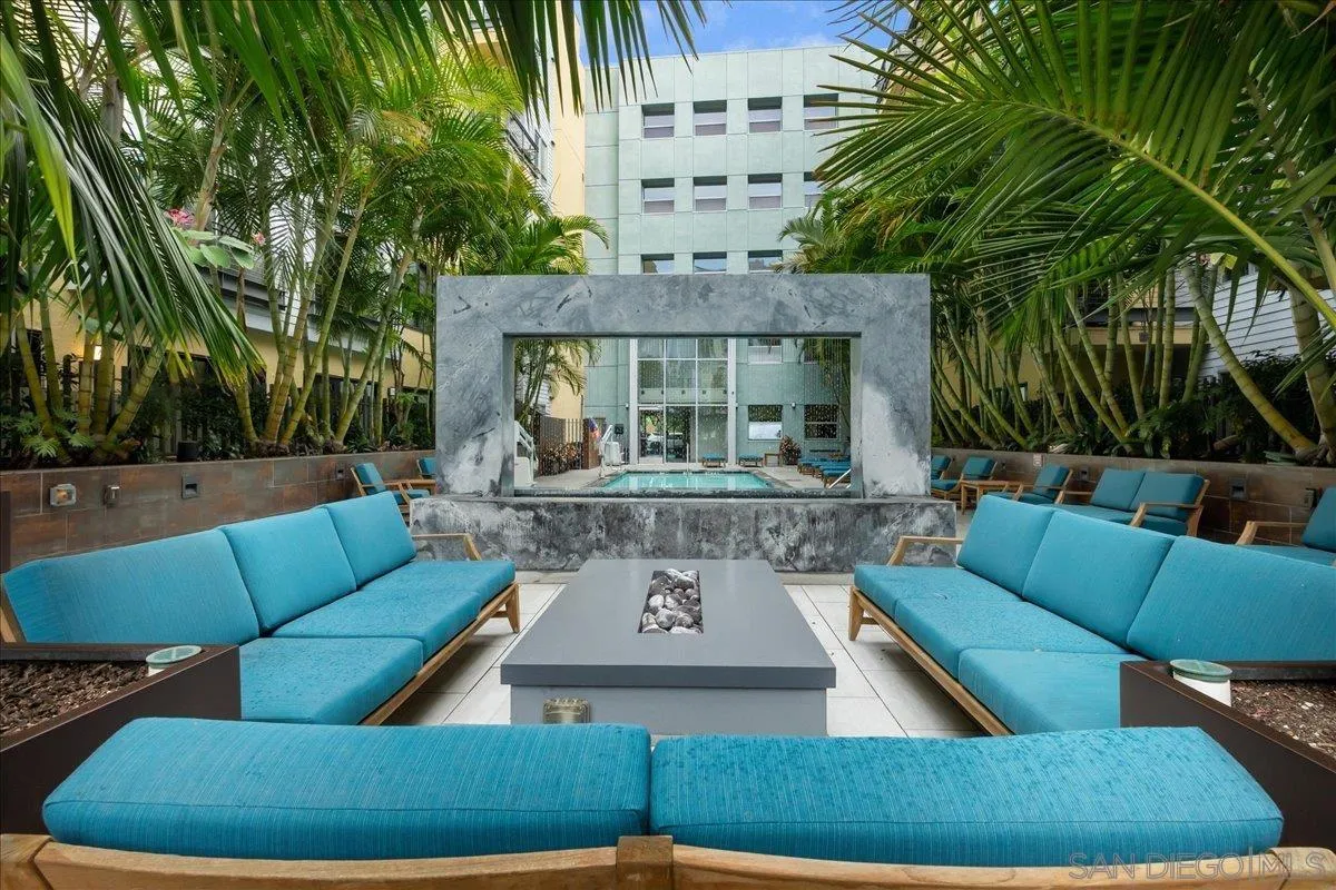 https://cdn.realtyfeed.com/cdn/127/260005693/486690603b5e5a7f20f85a1e3e97f2d7.webp