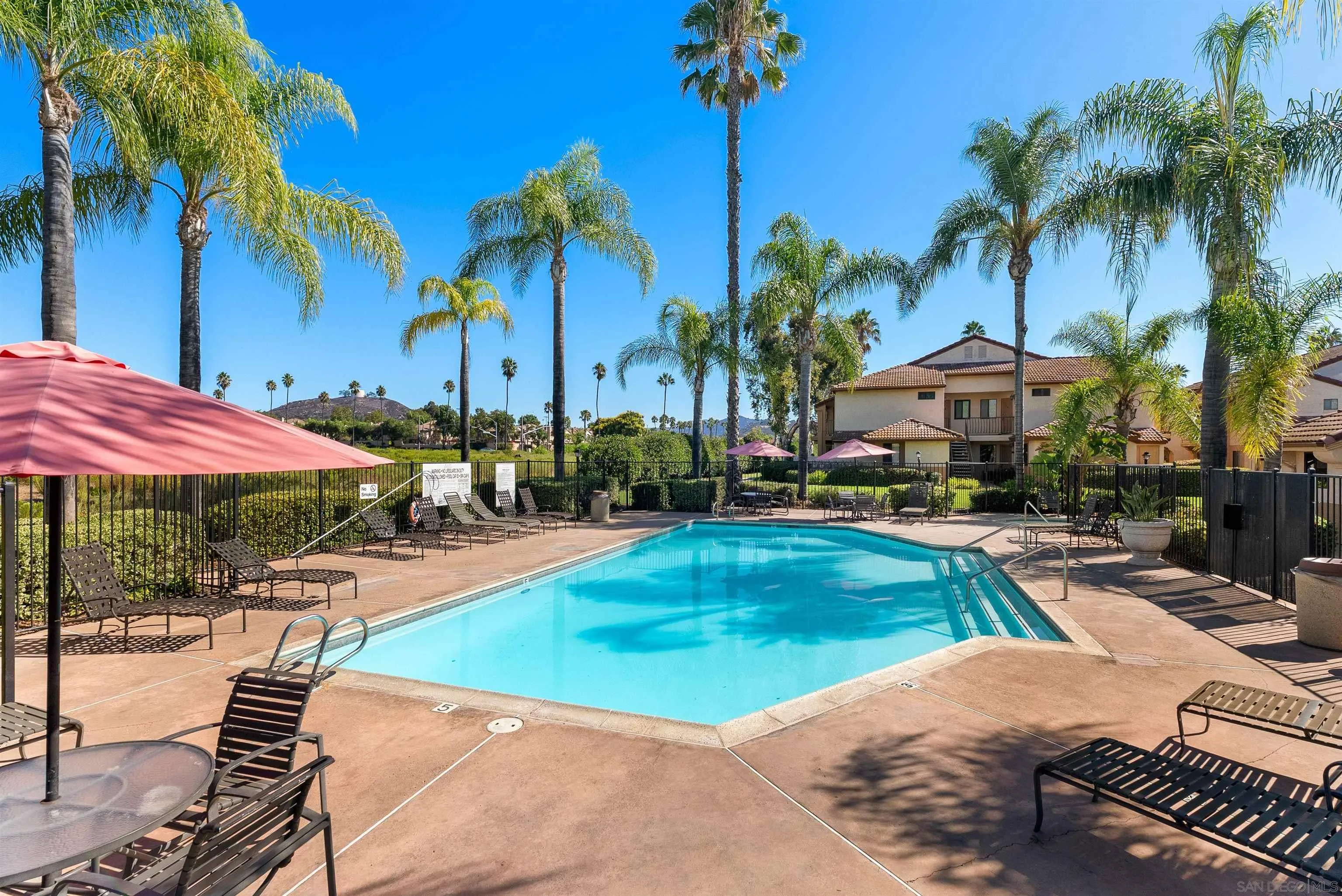 https://cdn.realtyfeed.com/cdn/127/260005695/4d44fdfc1586449c7784f385dbdad4a9.webp