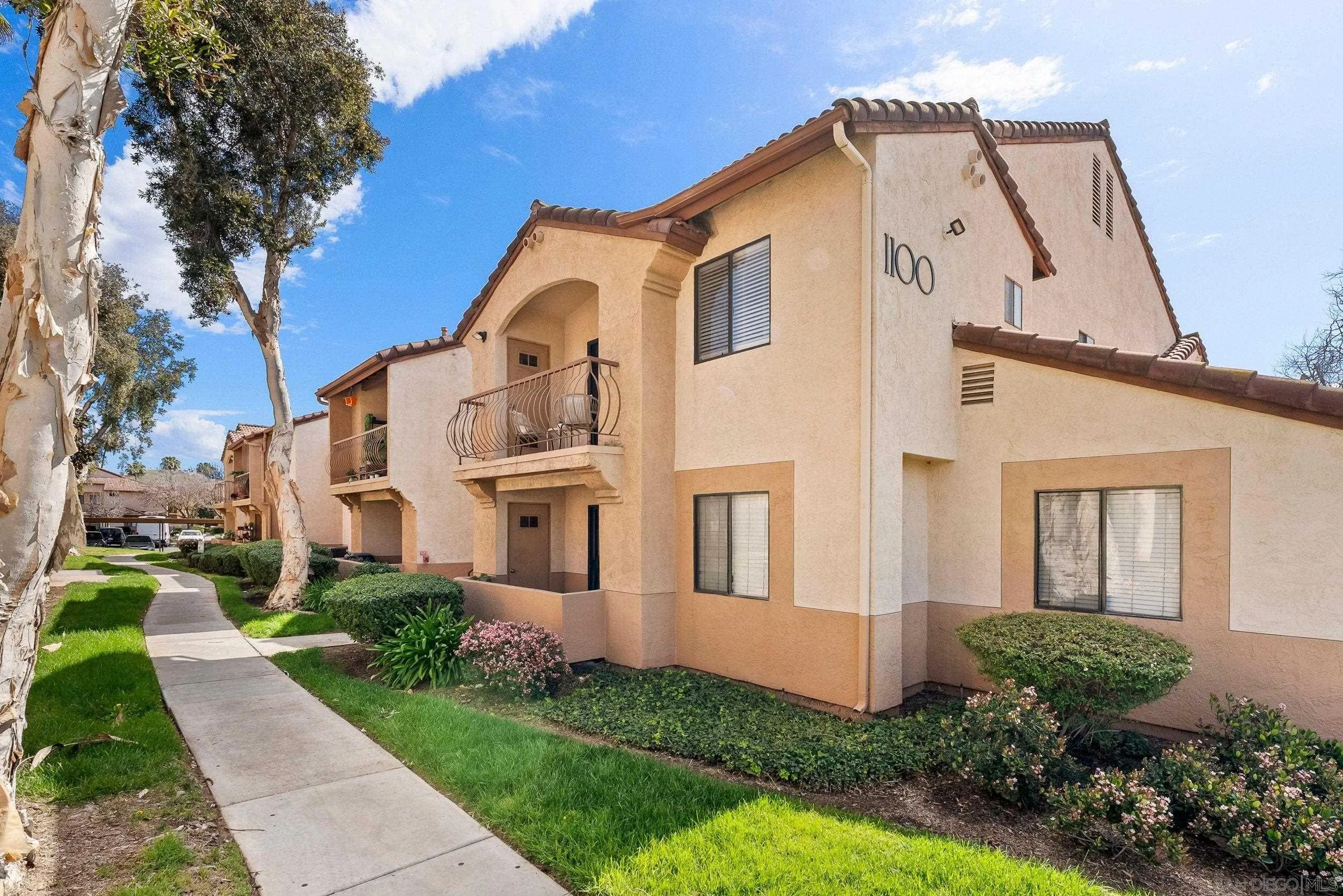 https://cdn.realtyfeed.com/cdn/127/260005695/6895fec29b85d29776330f48cee6c2d0.webp