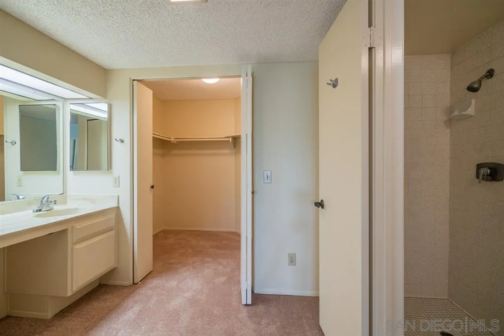 https://cdn.realtyfeed.com/cdn/127/260005696/20495efd73b1b3037f906b150f22f6d0.webp