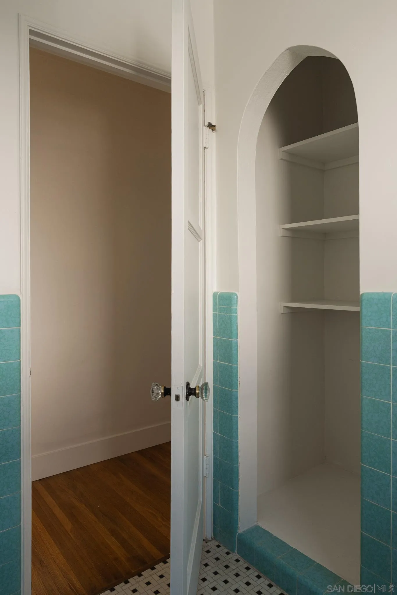 https://cdn.realtyfeed.com/cdn/127/260005698/607f0e632d90d94dac4988ba85498762.webp